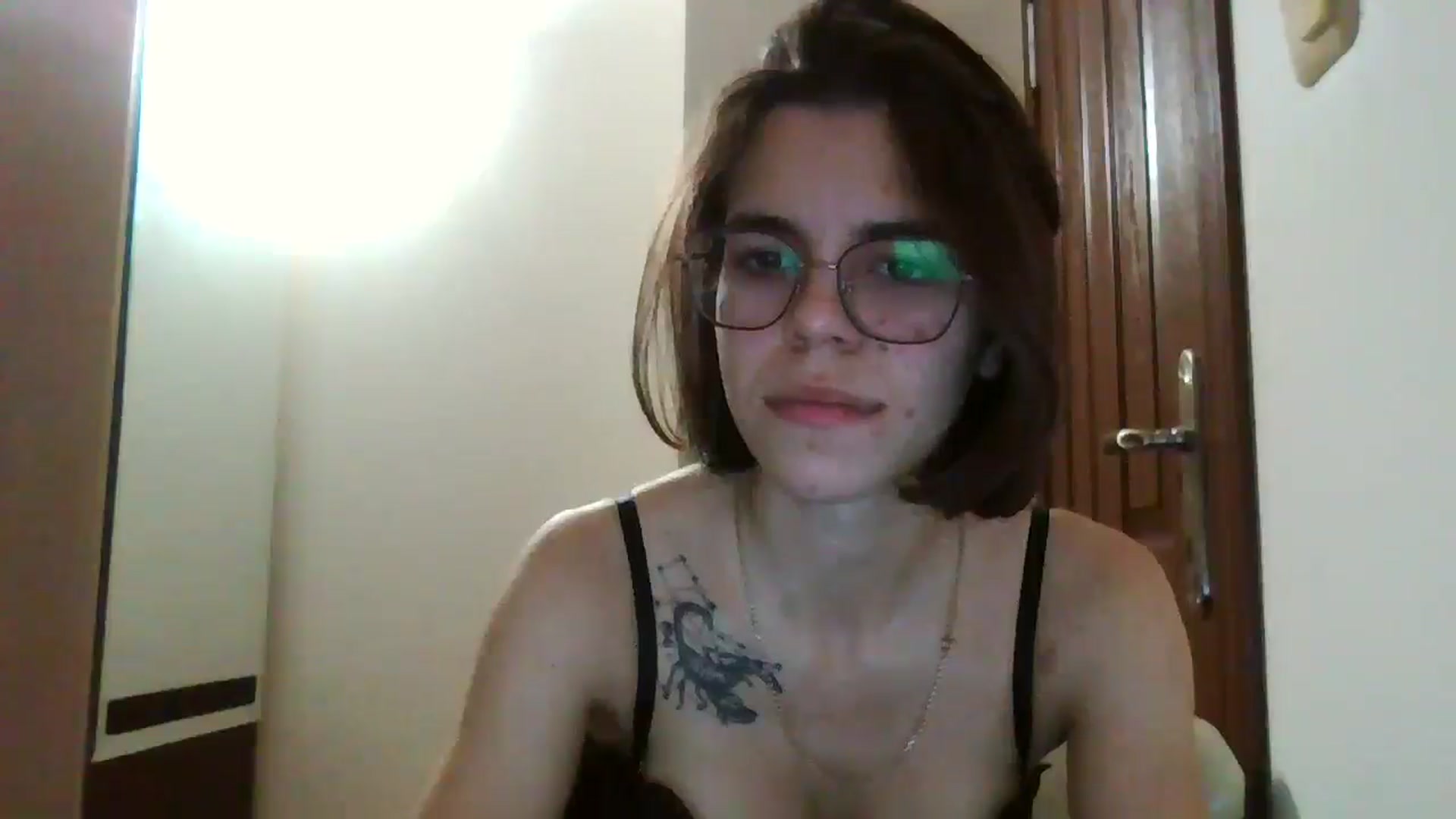 Gallery image thumbnail from EmilyWills's myfreecams stream on, 12/26/2025, 01:10 image 7 of 20