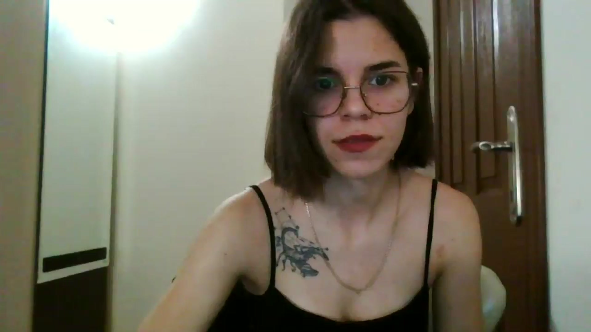 Gallery image thumbnail from EmilyWills's myfreecams stream on, 12/27/2025, 19:17 image 12 of 20