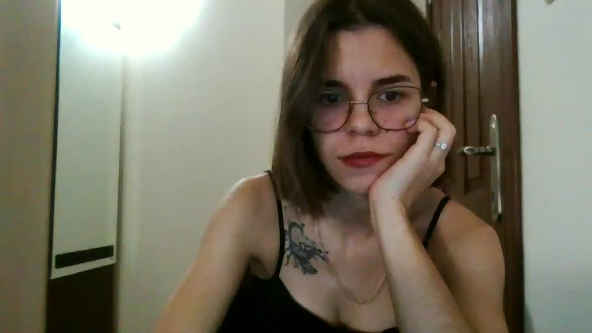 Gallery image thumbnail from EmilyWills's myfreecams stream on, 12/27/2025, 19:17 image 6 of 20