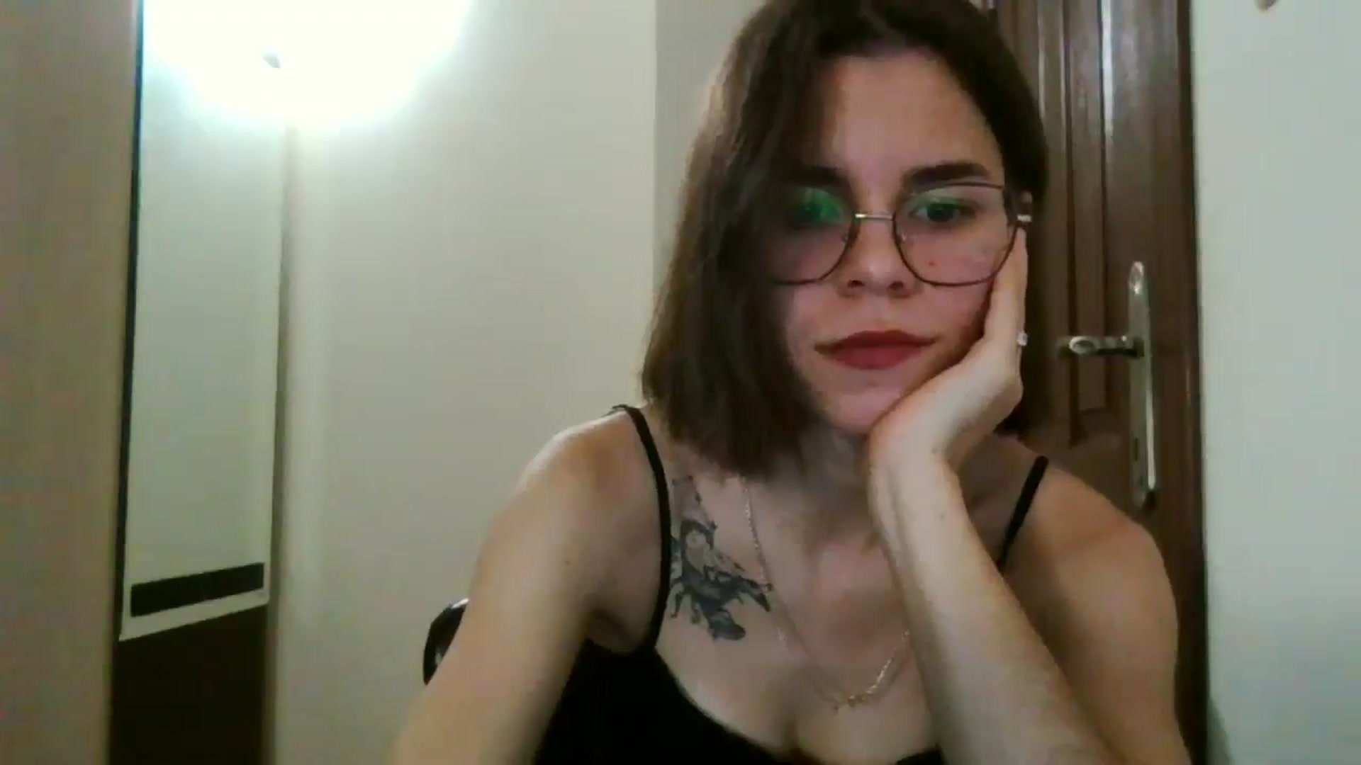 Gallery image thumbnail from EmilyWills's myfreecams stream on, 12/27/2025, 19:17 image 10 of 20