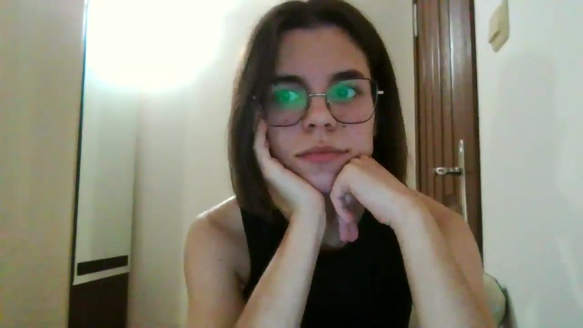 Gallery image thumbnail from EmilyWills's myfreecams stream on, 12/28/2025, 20:39 image 12 of 20