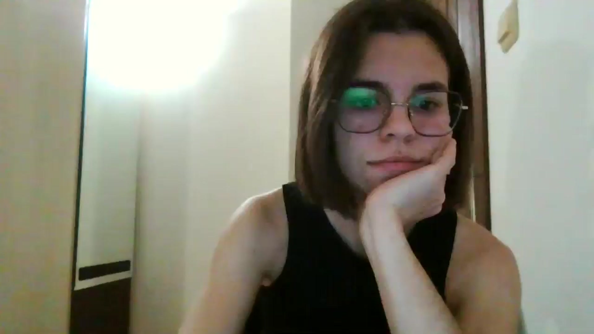 Gallery image thumbnail from EmilyWills's myfreecams stream on, 12/28/2025, 20:39 image 13 of 20
