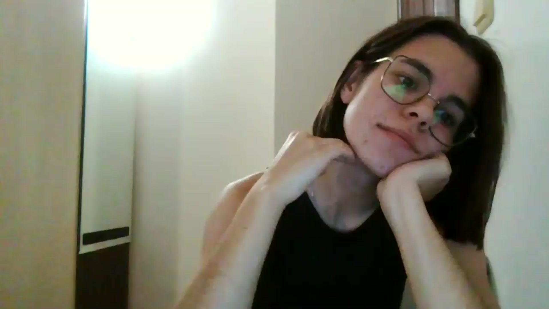 Gallery image thumbnail from EmilyWills's myfreecams stream on, 12/28/2025, 21:12 image 1 of 20