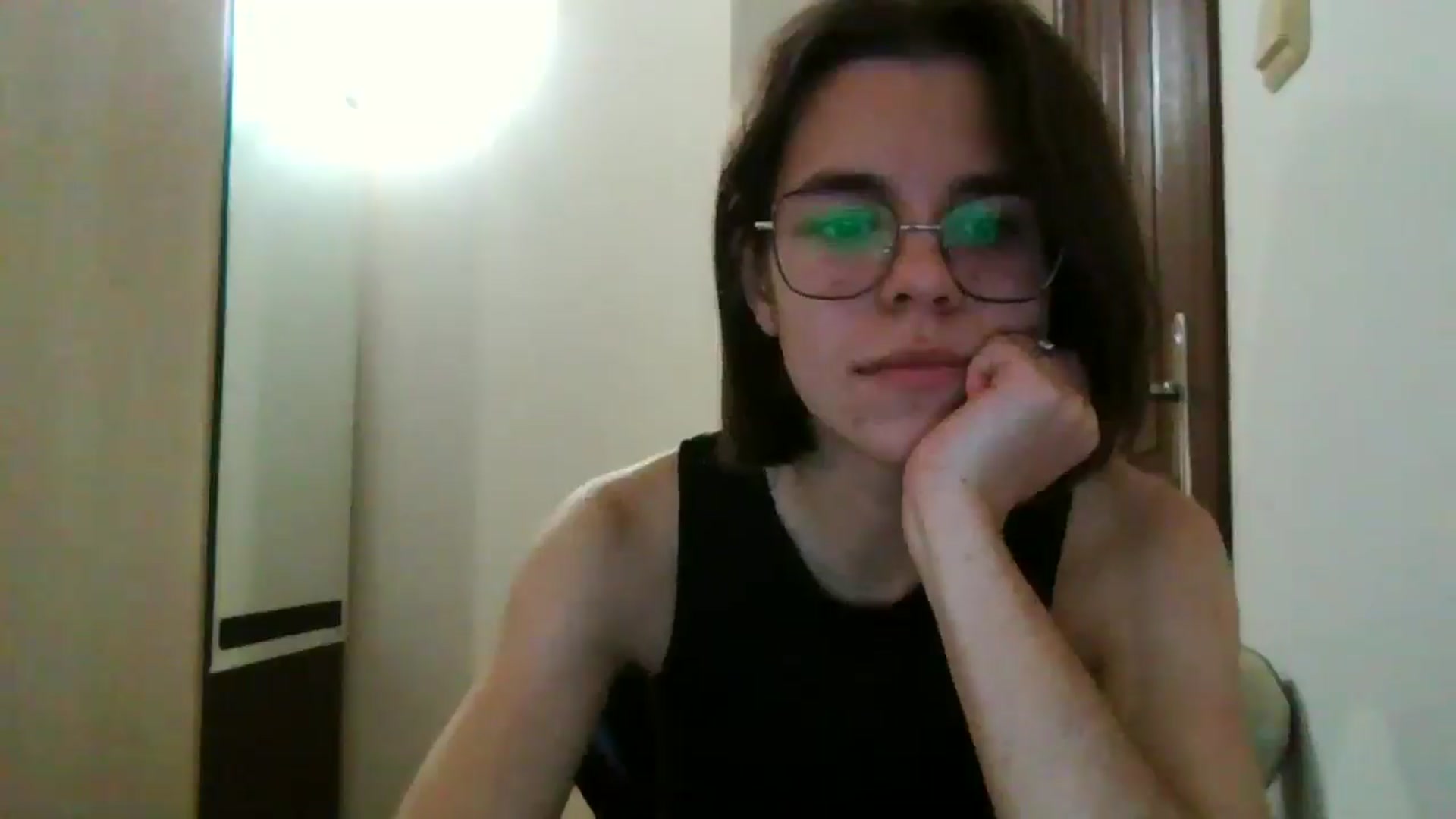 Gallery image thumbnail from EmilyWills's myfreecams stream on, 12/28/2025, 21:12 image 6 of 20