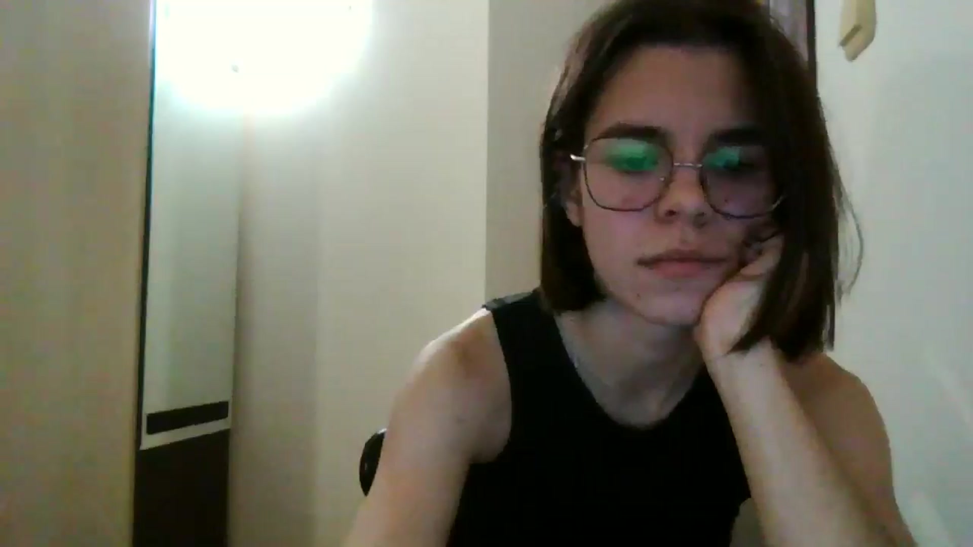 Gallery image thumbnail from EmilyWills's myfreecams stream on, 12/28/2025, 21:12 image 16 of 20