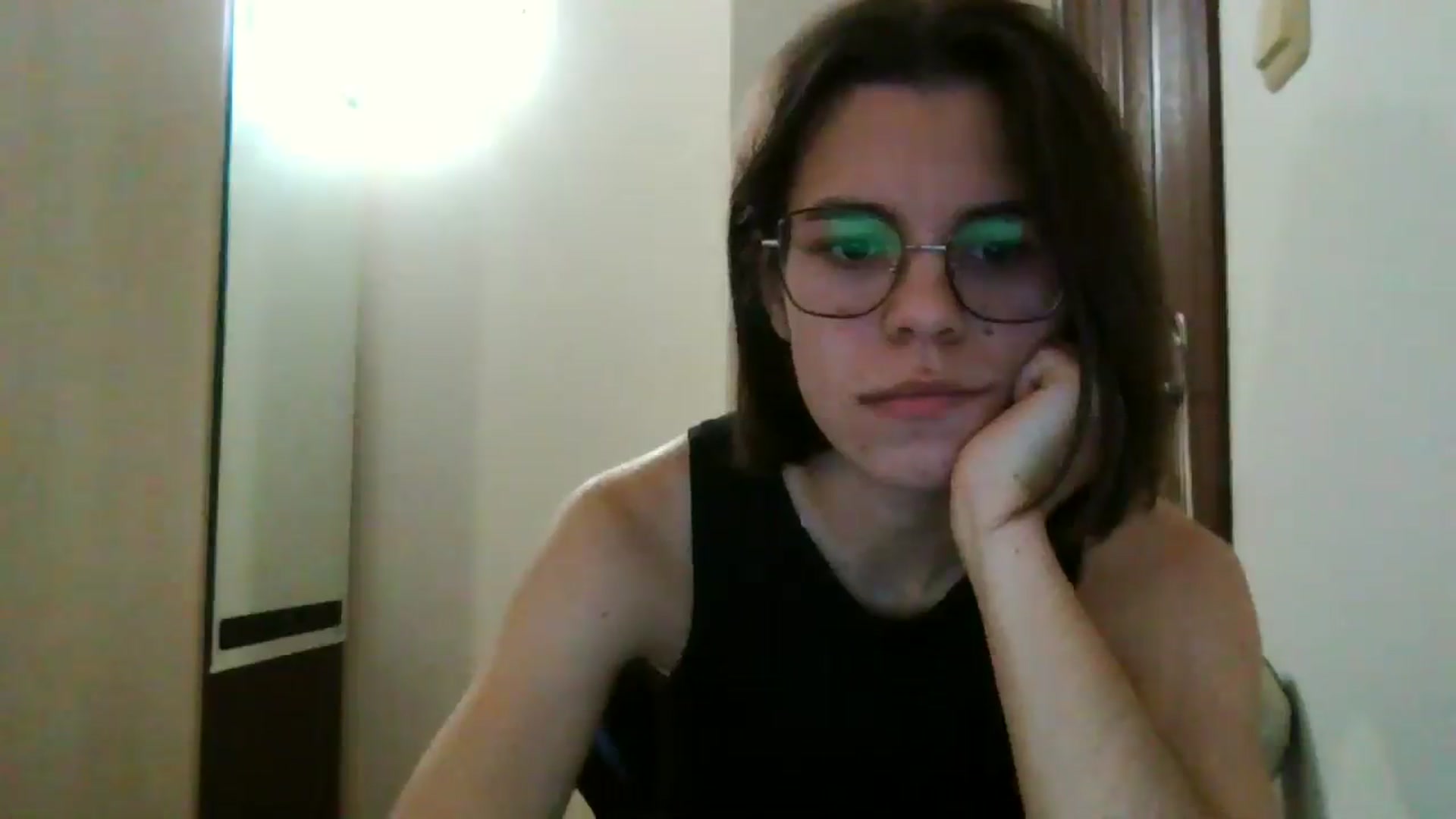 Gallery image thumbnail from EmilyWills's myfreecams stream on, 12/28/2025, 21:12 image 11 of 20