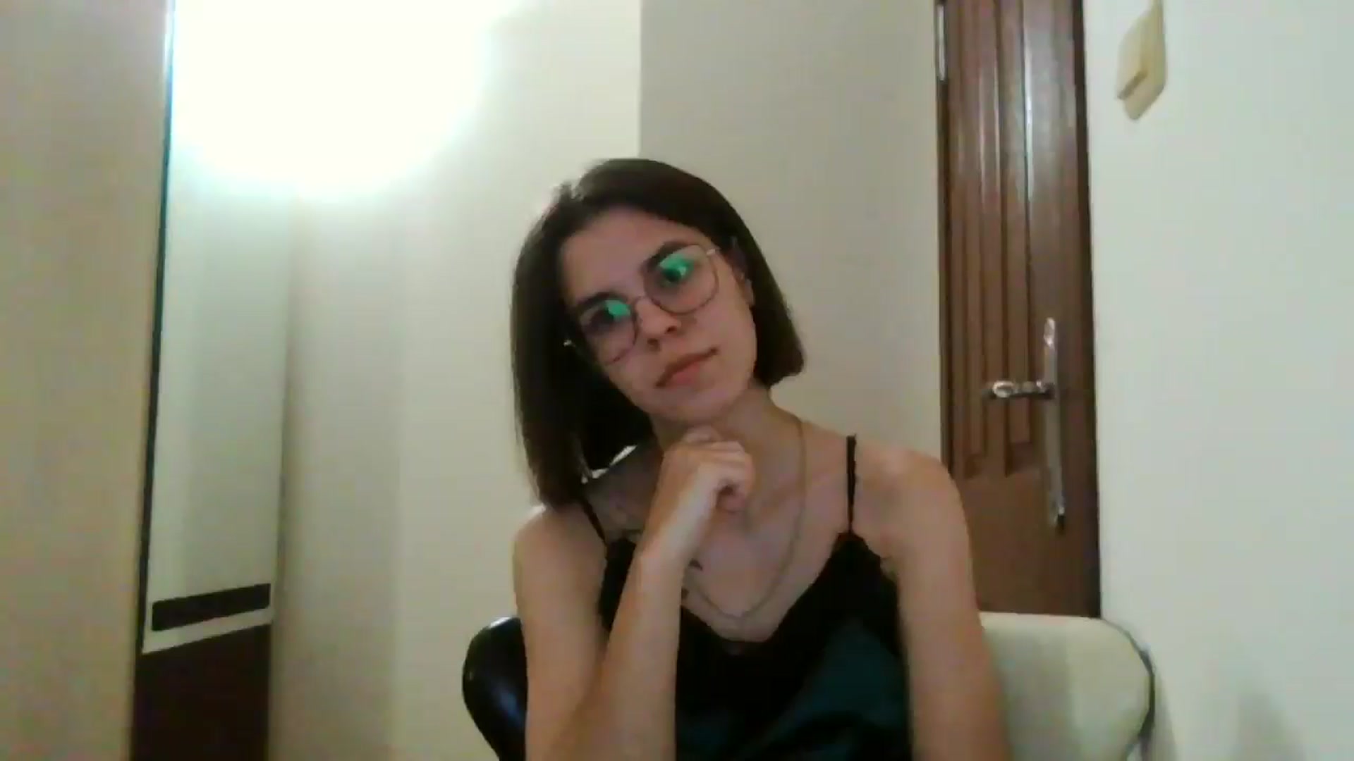 Gallery image thumbnail from EmilyWills's myfreecams stream on, 12/28/2025, 23:17 image 5 of 20