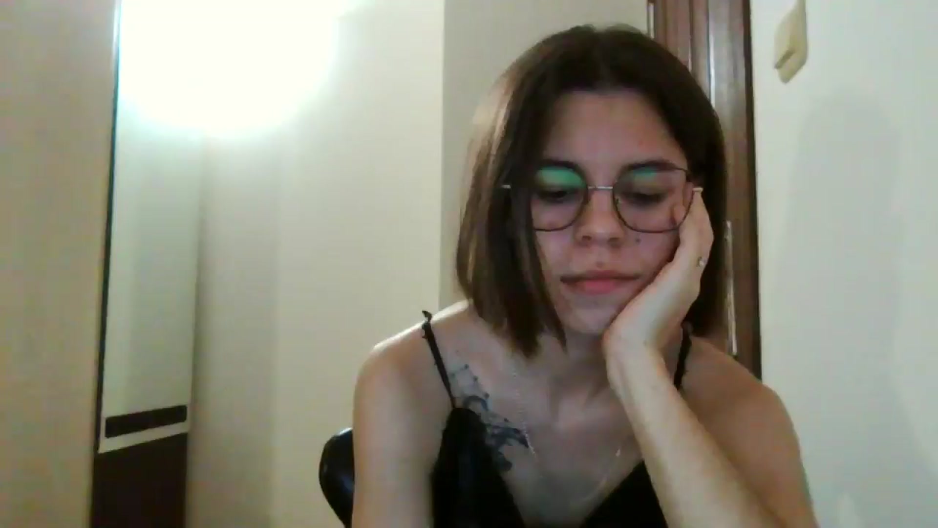 Gallery image thumbnail from EmilyWills's myfreecams stream on, 12/28/2025, 23:17 image 3 of 20