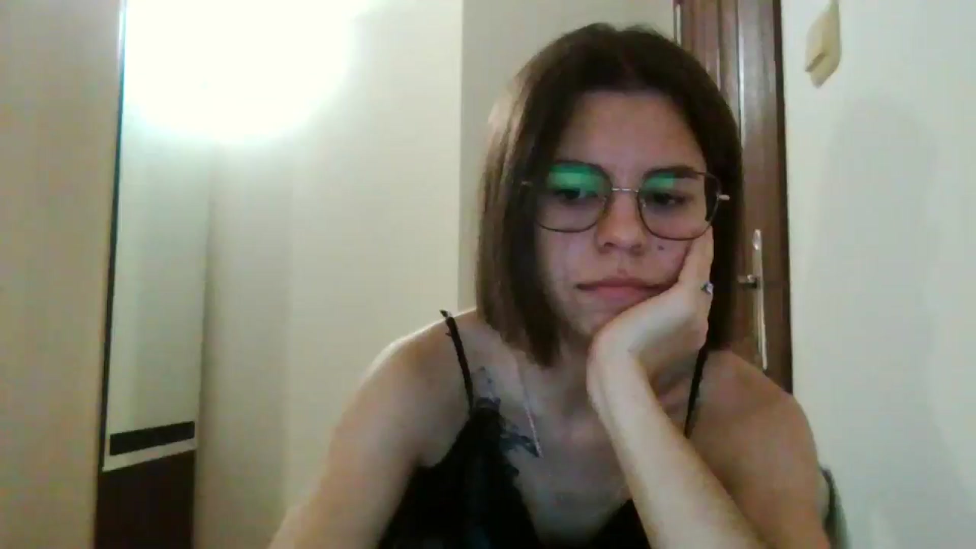 Gallery image thumbnail from EmilyWills's myfreecams stream on, 12/28/2025, 23:17 image 7 of 20