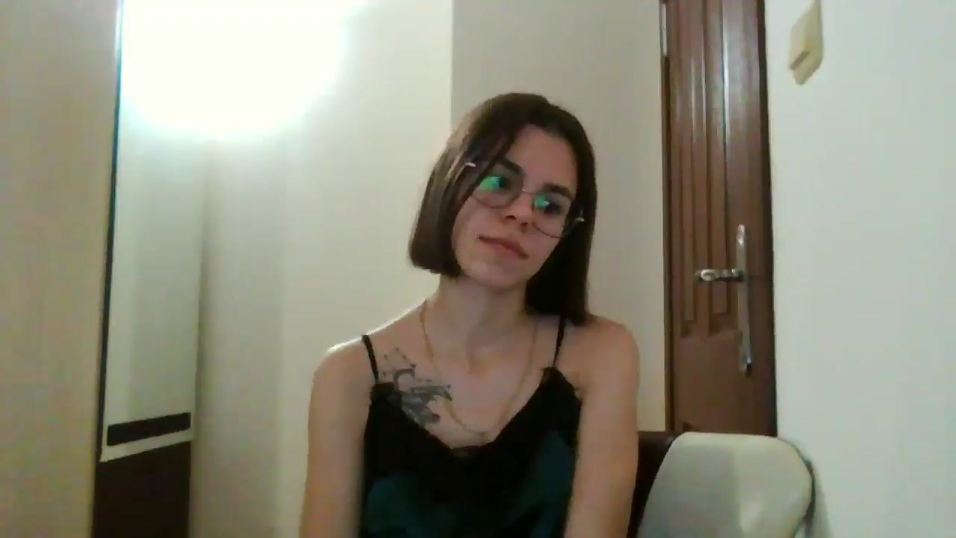 Gallery image thumbnail from EmilyWills's myfreecams stream on, 12/28/2025, 23:17 image 2 of 20