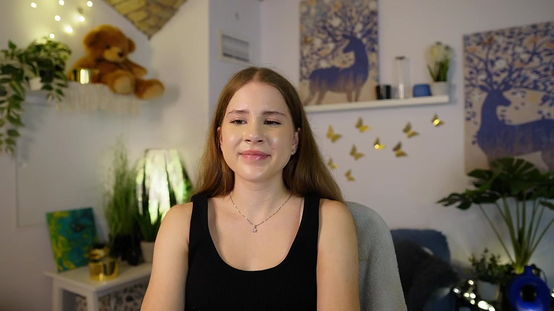 Gallery image thumbnail from Emily_Blake's myfreecams stream on, 06/27/2025, 17:06 image 19 of 20