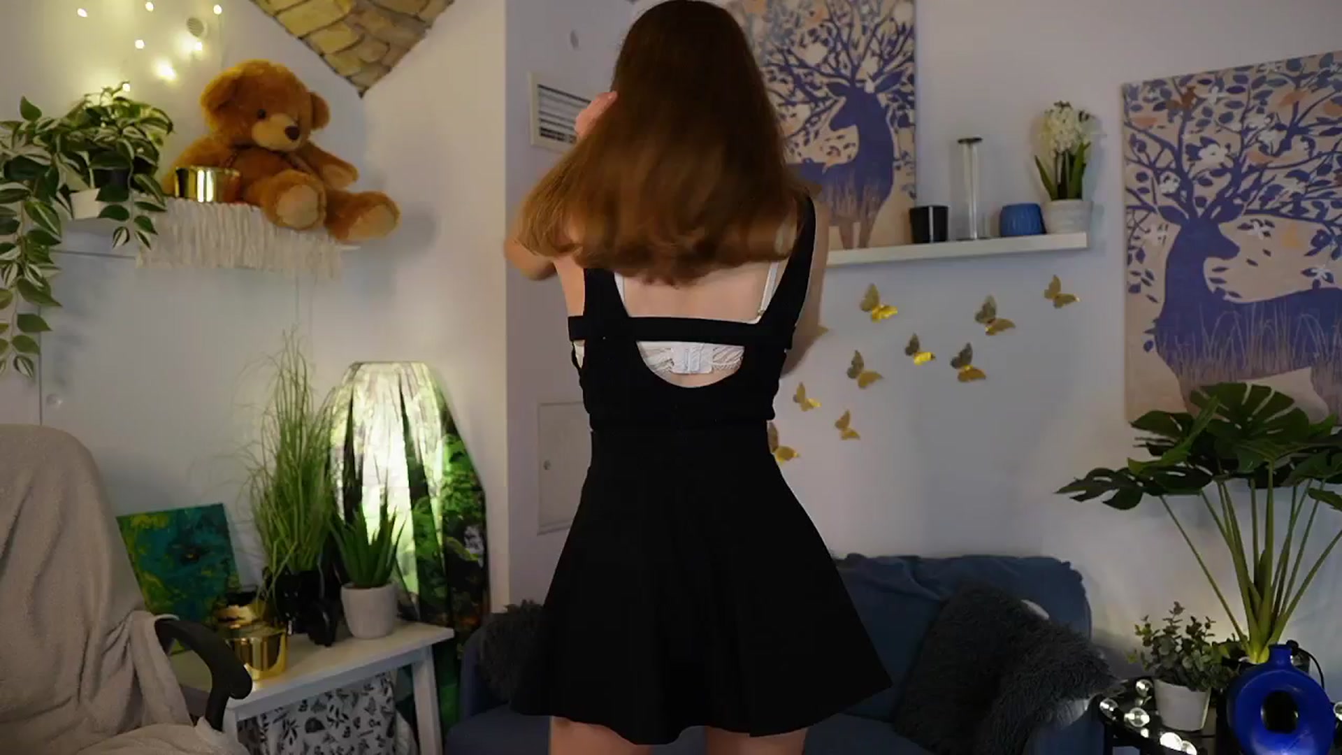 Gallery image thumbnail from Emily_Blake's myfreecams stream on, 06/27/2025, 17:06 image 5 of 20