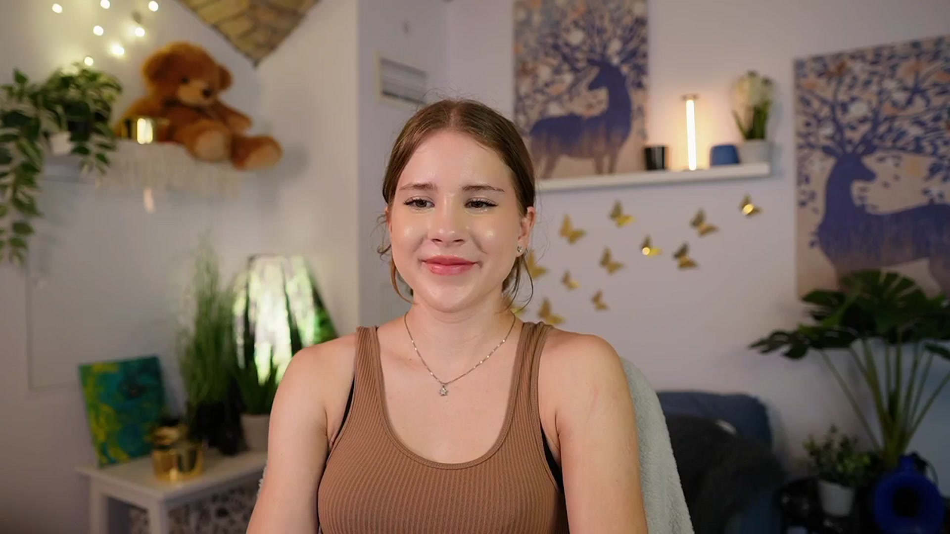 Gallery image thumbnail from Emily_Blake's myfreecams stream on, 06/30/2025, 14:15 image 9 of 20