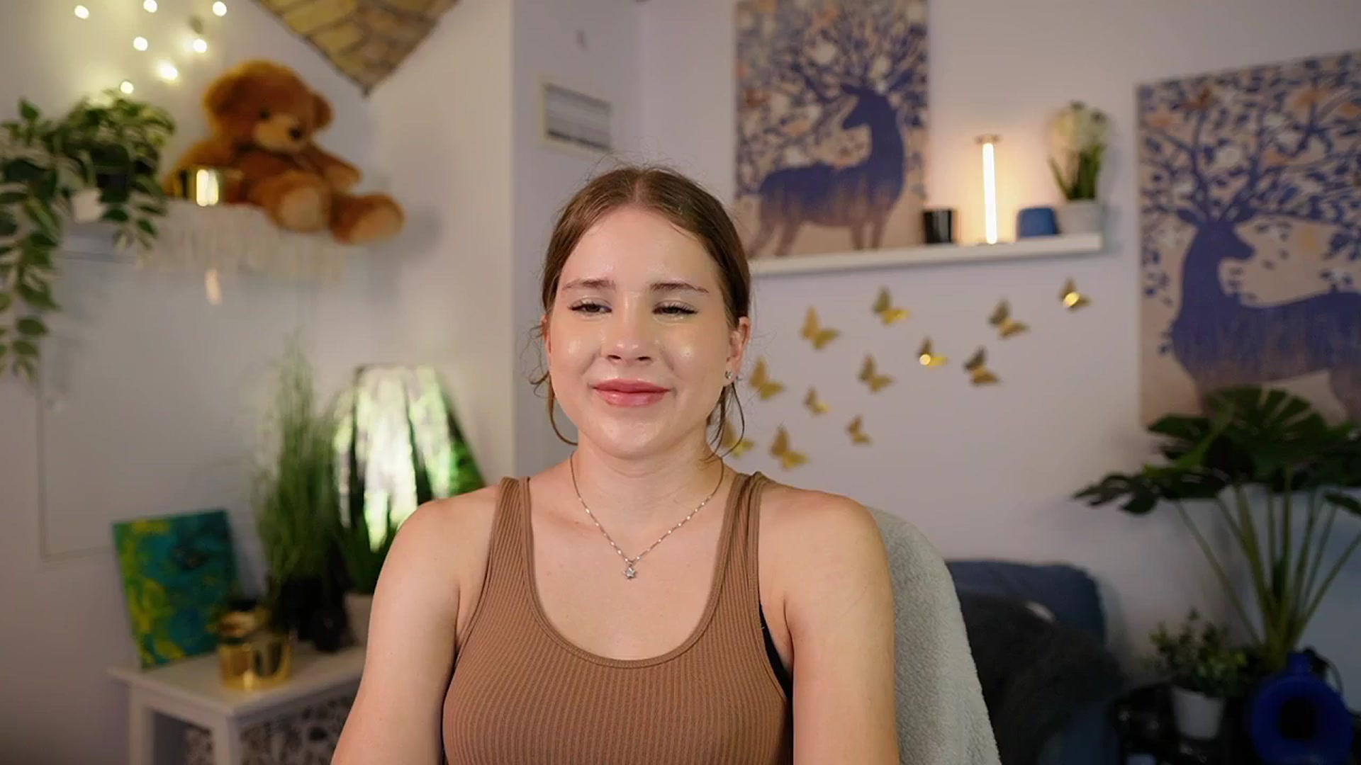 Gallery image thumbnail from Emily_Blake's myfreecams stream on, 06/30/2025, 14:15 image 6 of 20