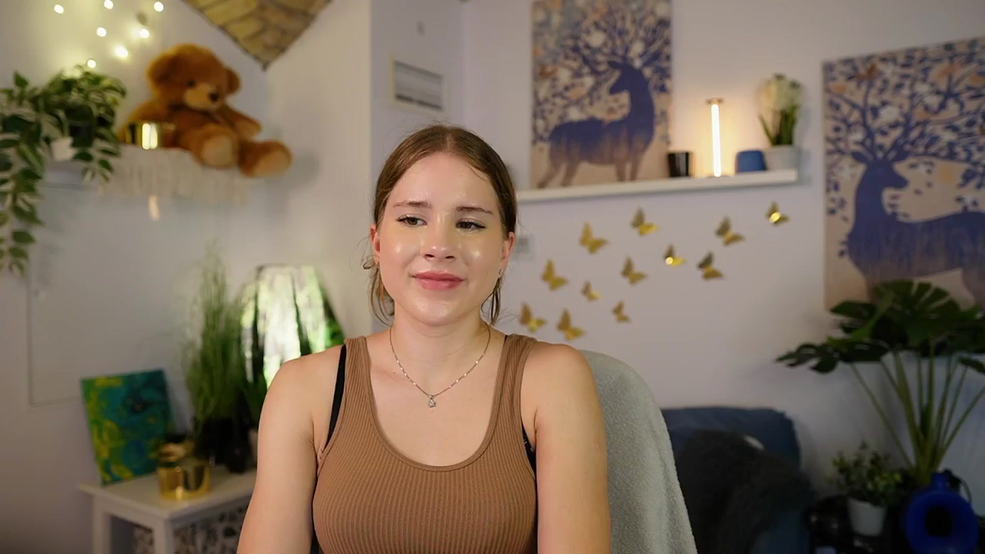 Gallery image thumbnail from Emily_Blake's myfreecams stream on, 06/30/2025, 17:19 image 19 of 20
