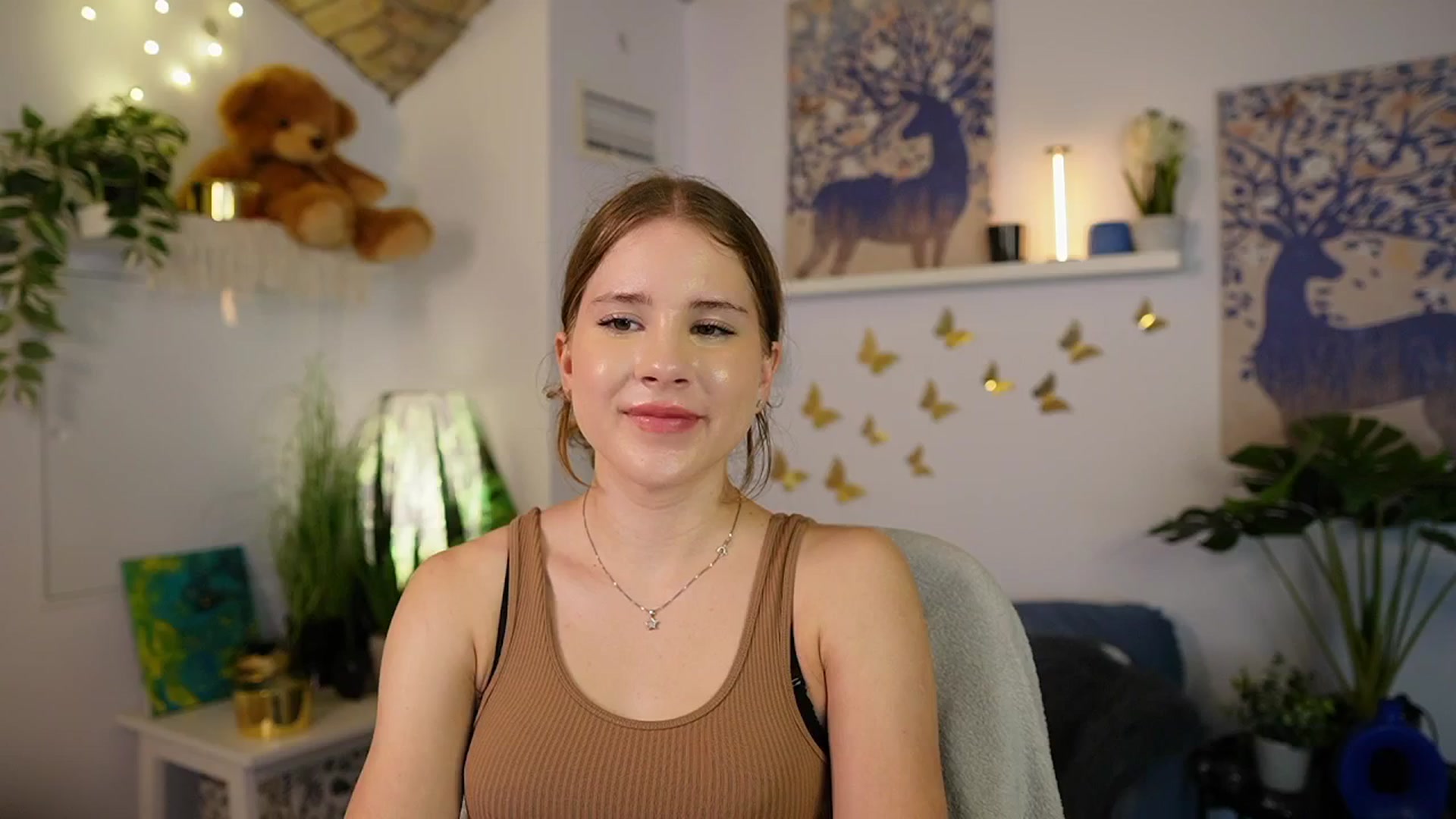 Gallery image thumbnail from Emily_Blake's myfreecams stream on, 06/30/2025, 17:19 image 3 of 20