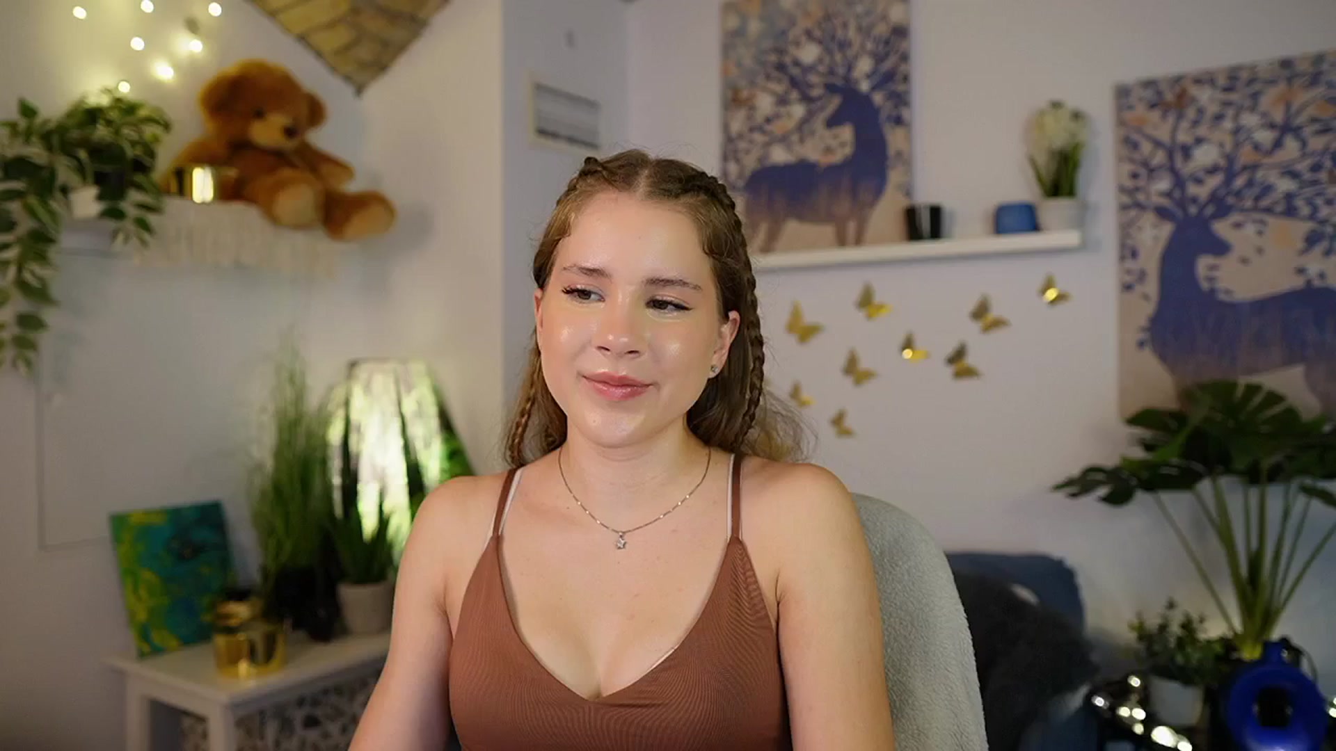 Gallery image thumbnail from Emily_Blake's myfreecams stream on, 07/03/2025, 13:03 image 12 of 20