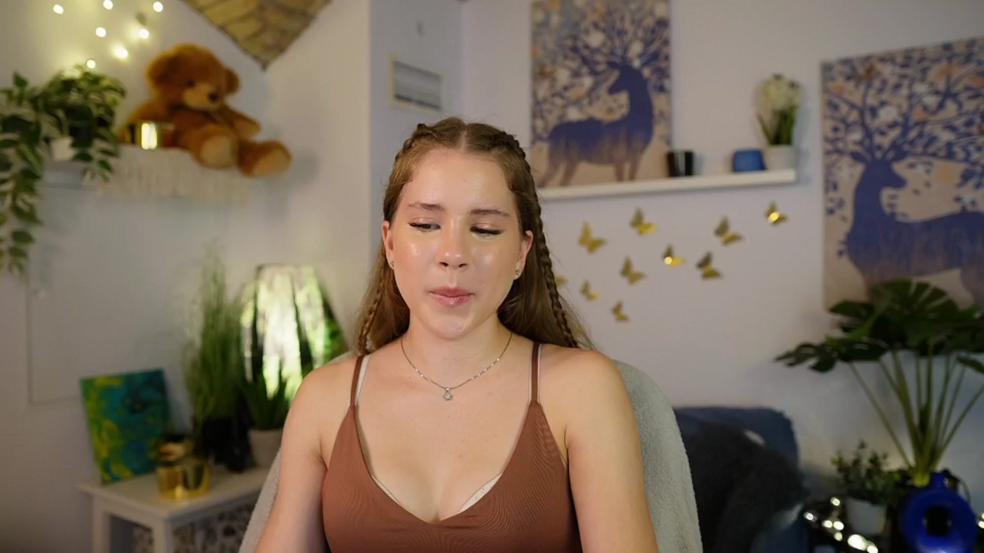 Gallery image thumbnail from Emily_Blake's myfreecams stream on, 07/03/2025, 13:03 image 4 of 20