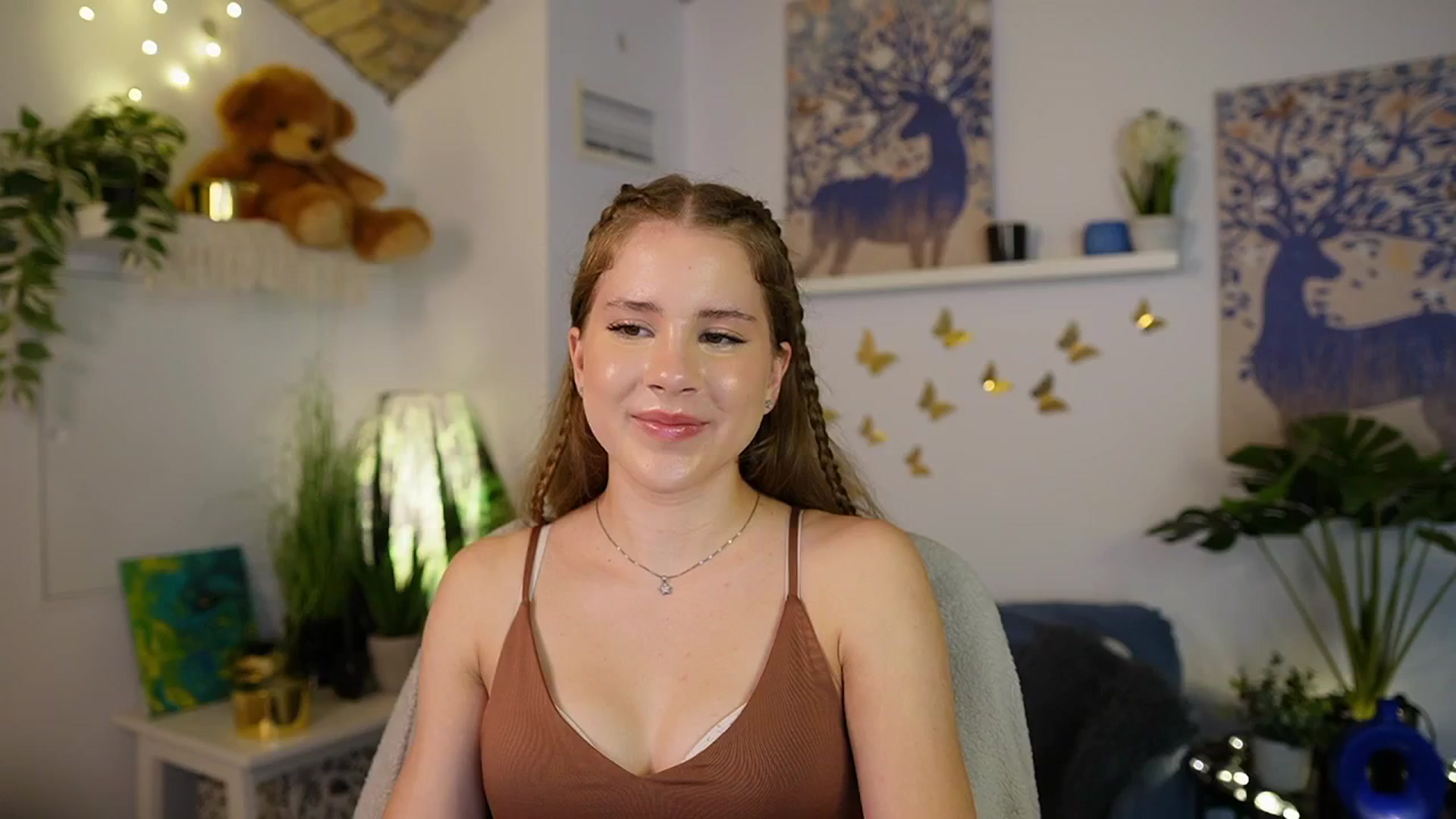Gallery image thumbnail from Emily_Blake's myfreecams stream on, 07/03/2025, 13:03 image 3 of 20