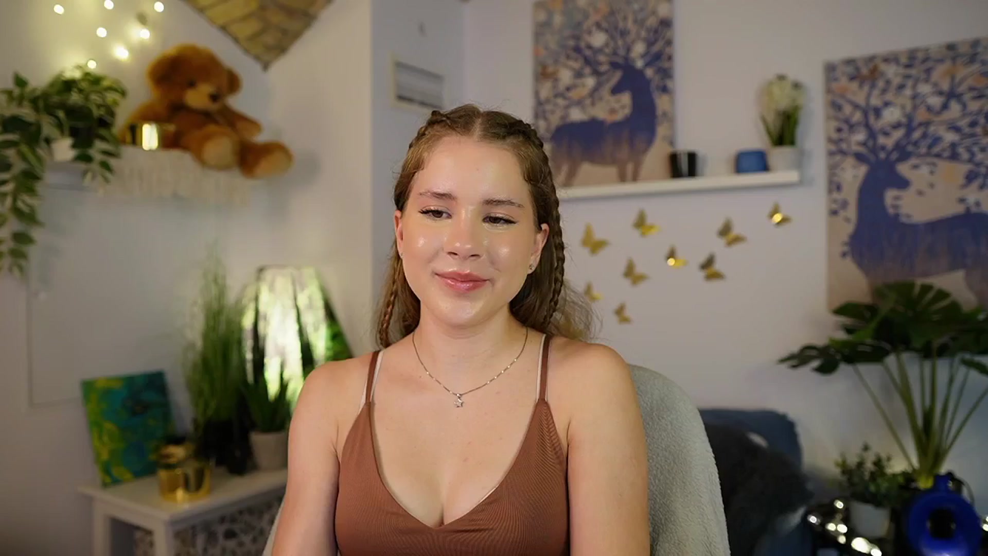 Gallery image thumbnail from Emily_Blake's myfreecams stream on, 07/03/2025, 13:03 image 11 of 20