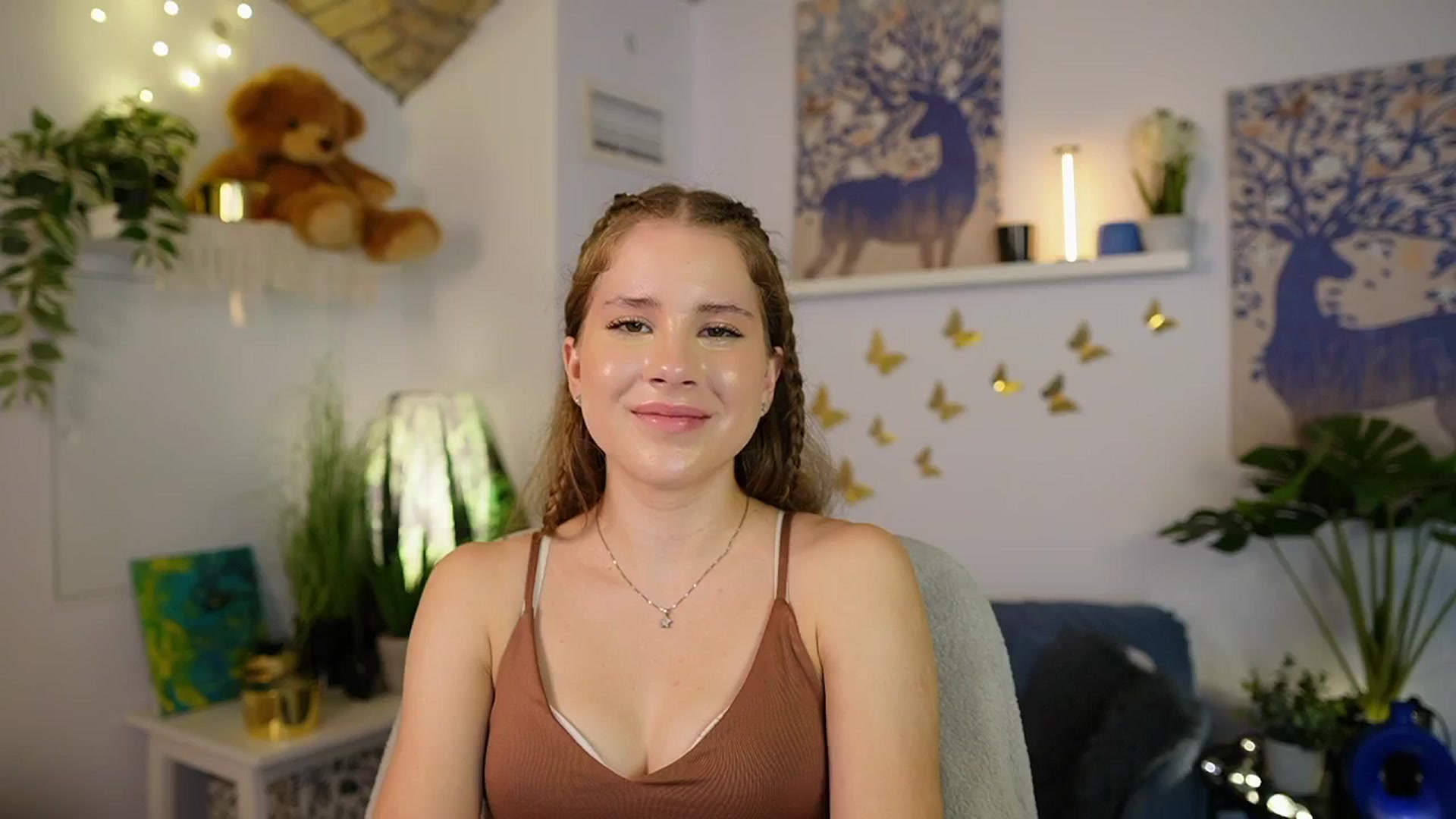Gallery image thumbnail from Emily_Blake's myfreecams stream on, 07/03/2025, 16:22 image 3 of 20