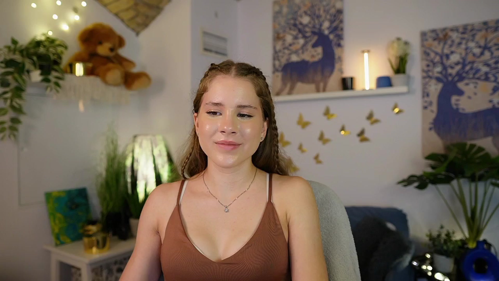 Gallery image thumbnail from Emily_Blake's myfreecams stream on, 07/03/2025, 16:22 image 5 of 20