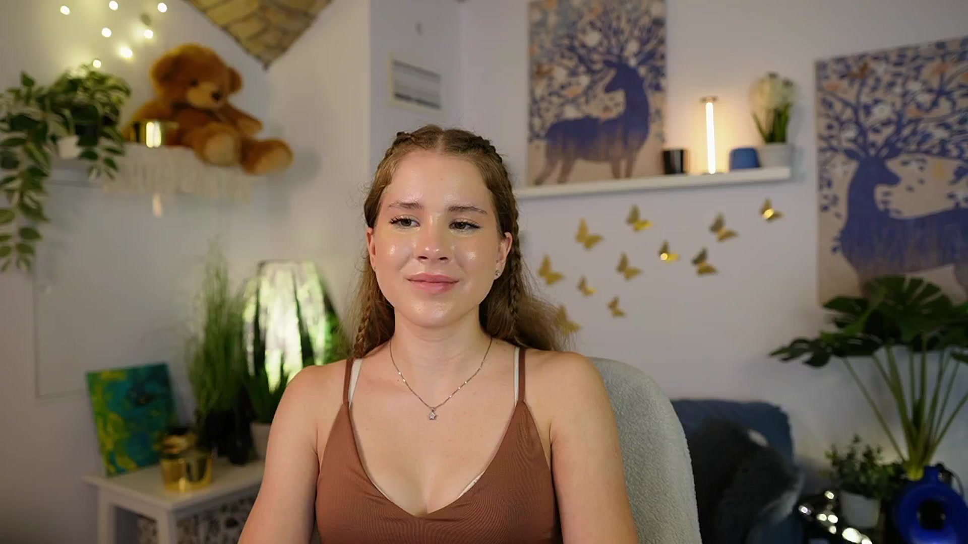 Gallery image thumbnail from Emily_Blake's myfreecams stream on, 07/03/2025, 16:22 image 17 of 20