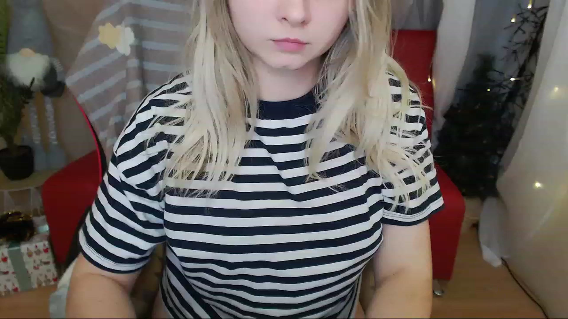 Gallery image thumbnail from Emily_Dream4U's myfreecams stream on, 01/06/2023, 12:40 image 5 of 20