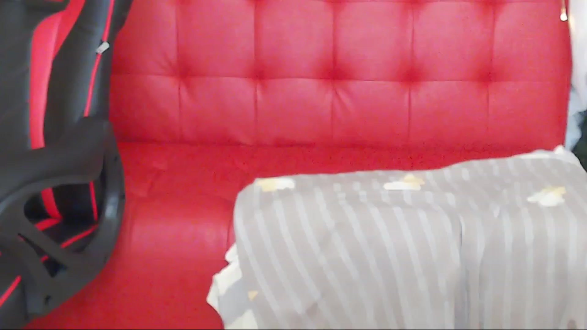 Gallery image thumbnail from Emily_Dream4U's myfreecams stream on, 01/06/2023, 12:40 image 4 of 20