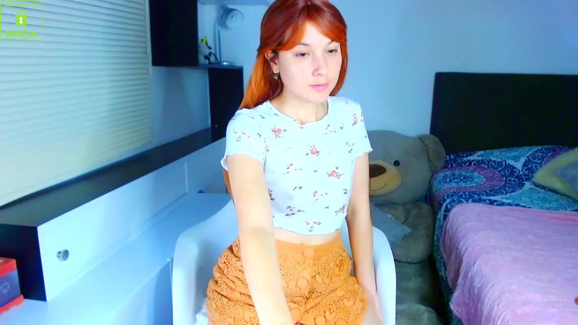 Gallery image thumbnail from Emily_Griff_'s myfreecams stream on, 11/17/2022, 05:32 image 9 of 20