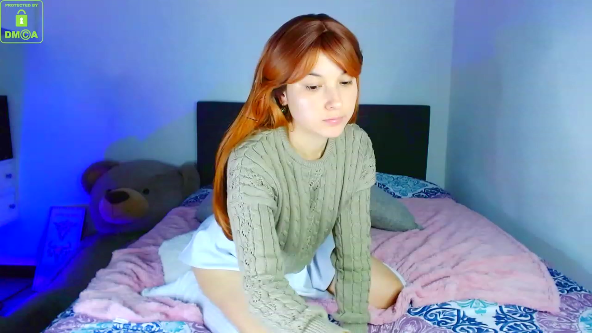 Gallery image thumbnail from Emily_Griff_'s myfreecams stream on, 11/19/2022, 05:24 image 16 of 20