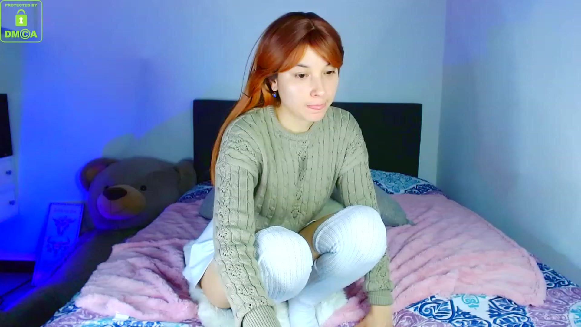 Gallery image thumbnail from Emily_Griff_'s myfreecams stream on, 11/19/2022, 05:24 image 2 of 20