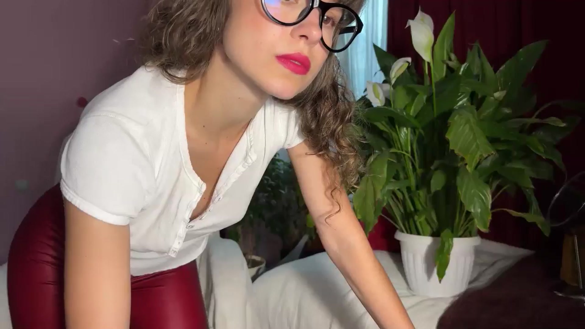 Gallery image thumbnail from Emily_Me's myfreecams stream on, 07/03/2024, 14:16 image 3 of 20