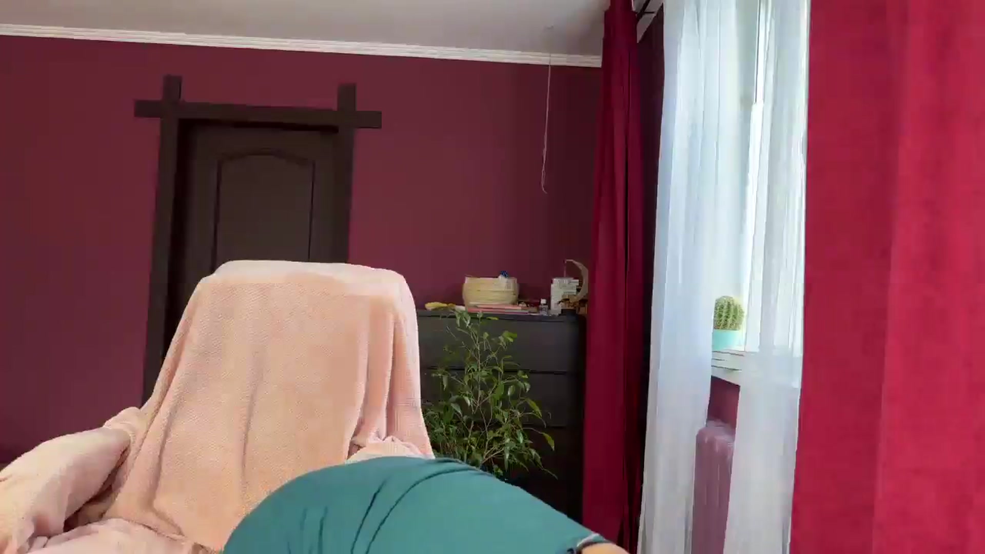 Gallery image thumbnail from Emily_Me's myfreecams stream on, 06/01/2025, 15:03 image 6 of 20