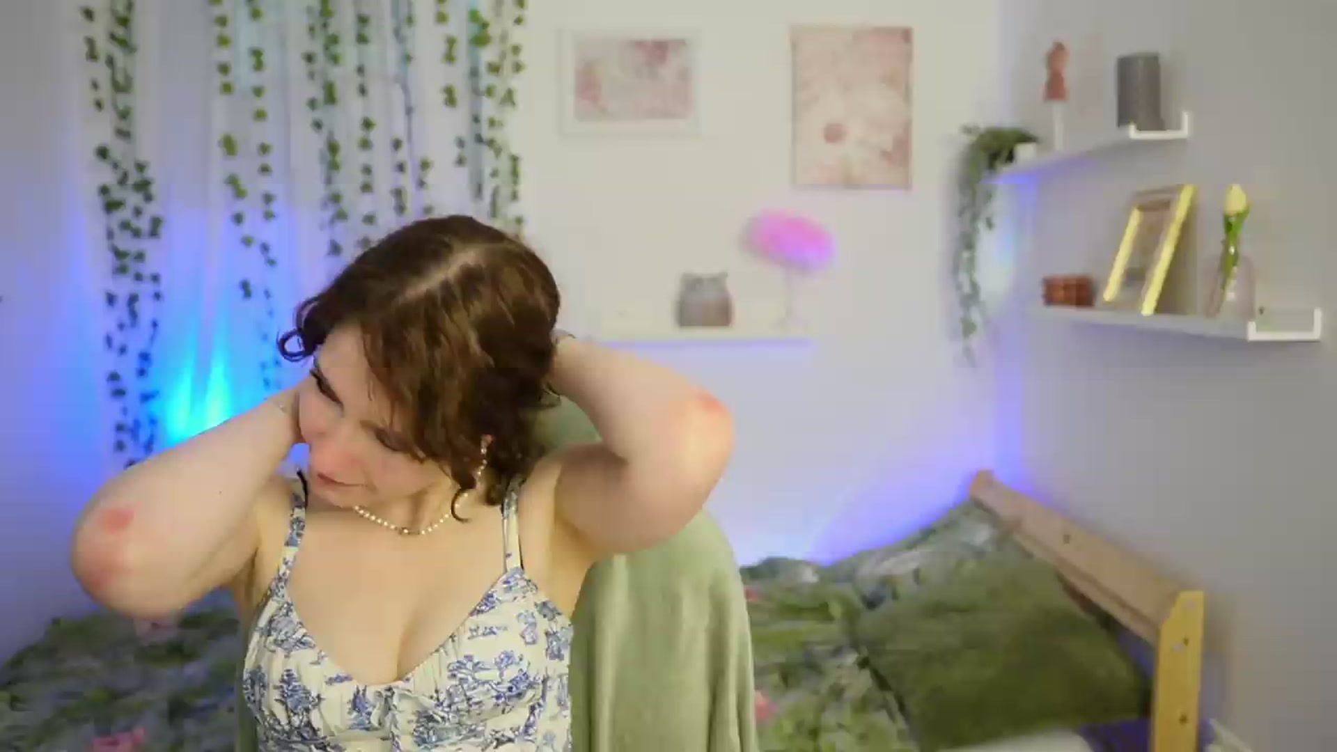 Gallery image thumbnail from Emily_Paris18's myfreecams stream on, 06/01/2026, 16:44 image 7 of 20
