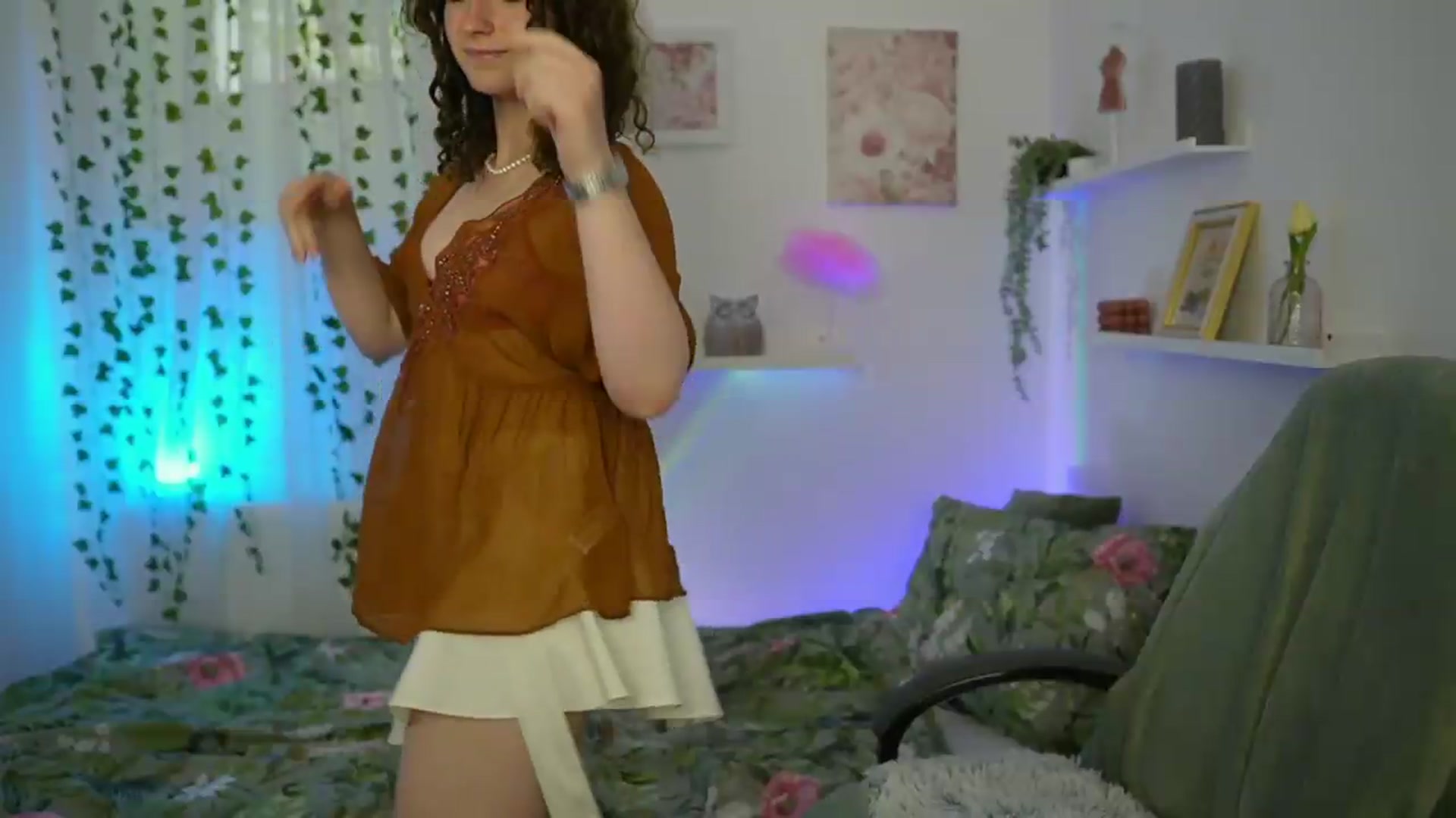 Gallery image thumbnail from Emily_Paris18's myfreecams stream on, 06/02/2026, 15:03 image 20 of 20