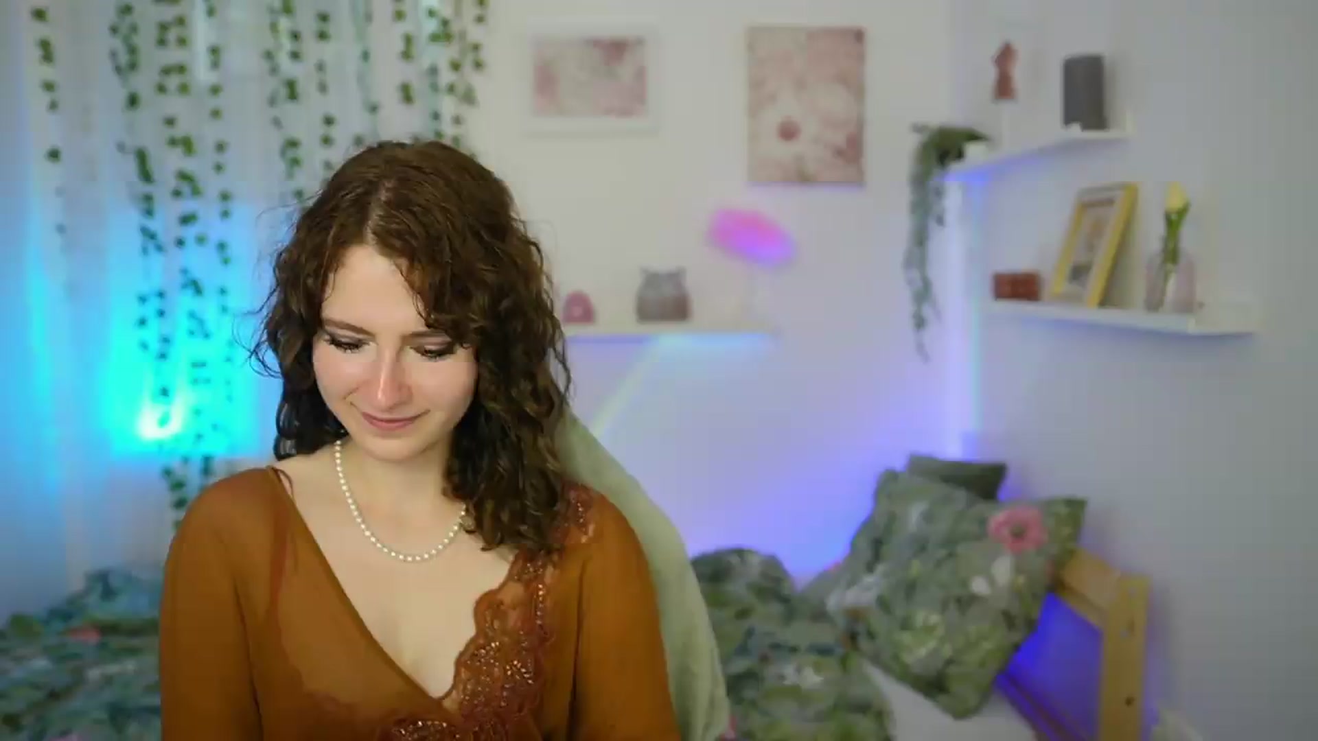 Gallery image thumbnail from Emily_Paris18's myfreecams stream on, 06/02/2026, 16:58 image 4 of 20