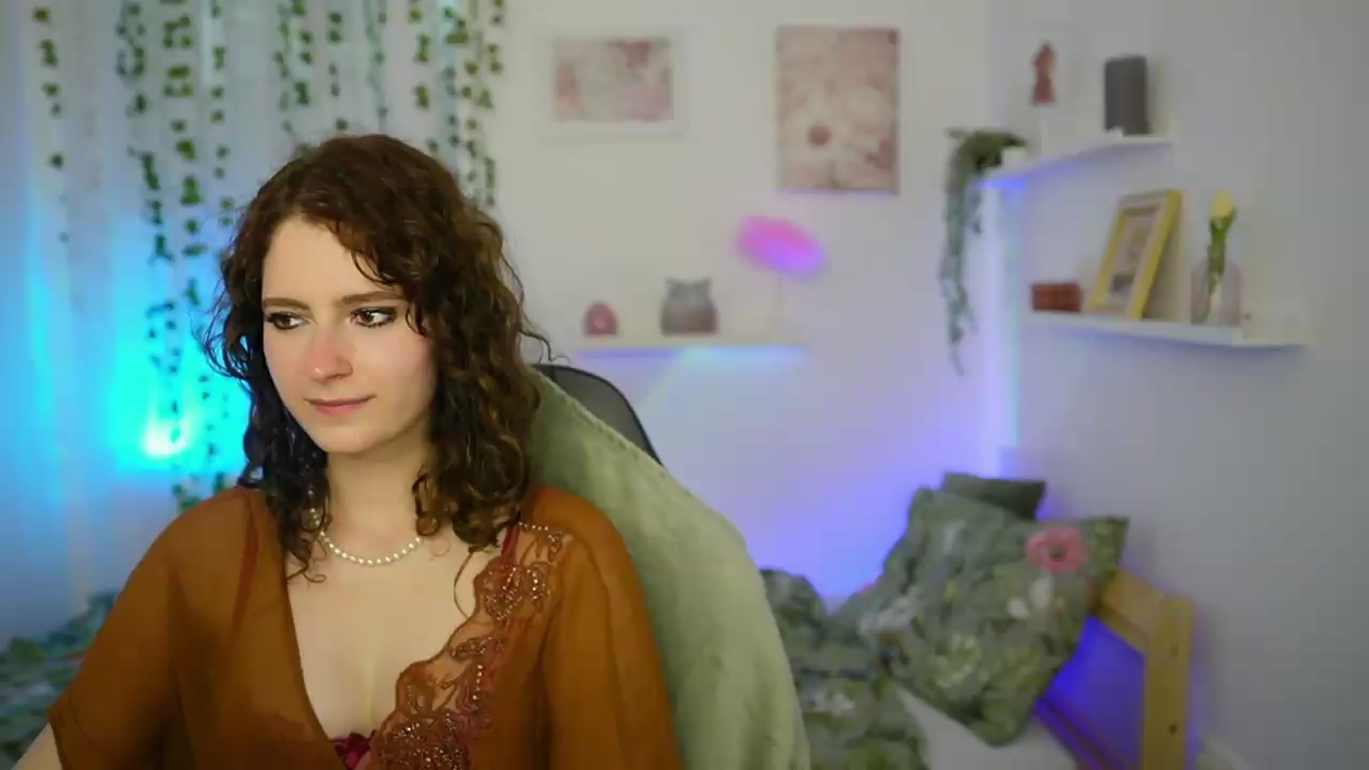 Gallery image thumbnail from Emily_Paris18's myfreecams stream on, 06/02/2026, 16:58 image 13 of 20