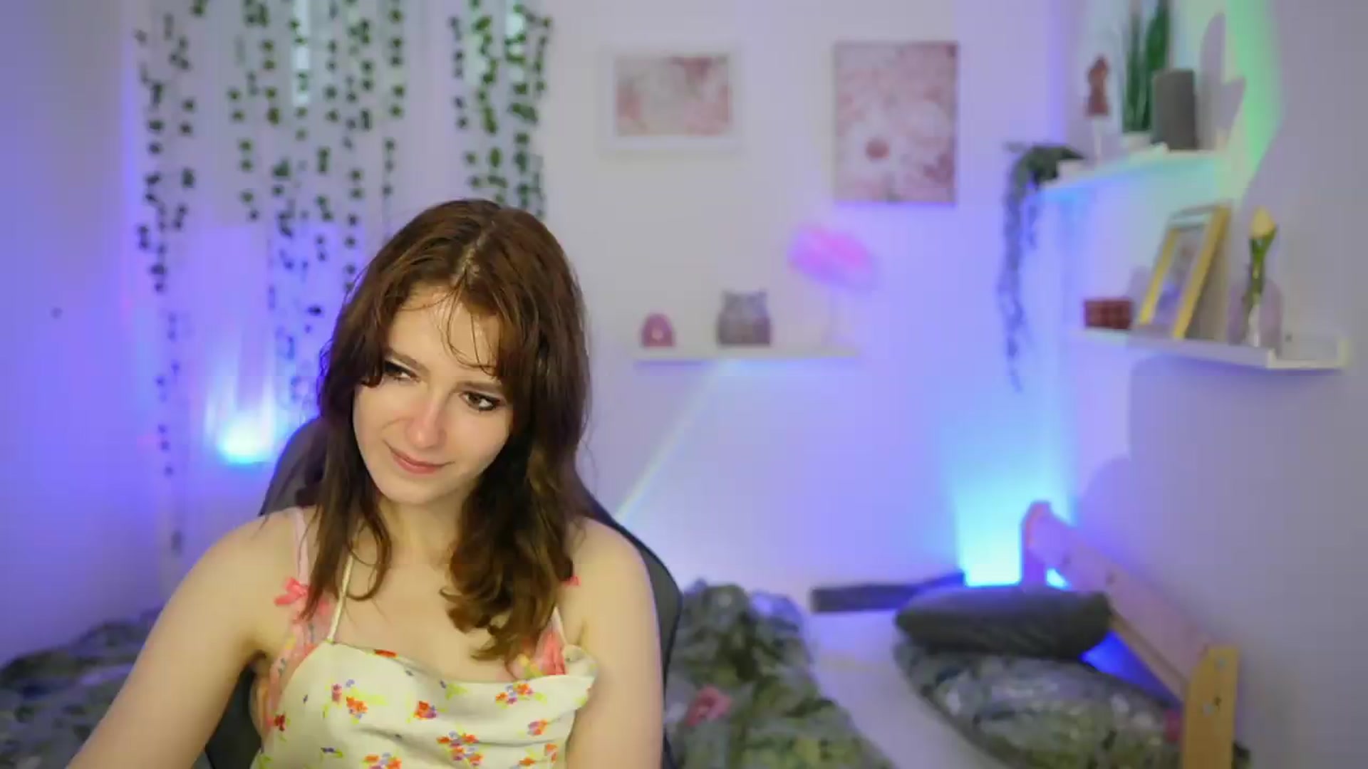 Gallery image thumbnail from Emily_Paris18's myfreecams stream on, 06/12/2026, 13:44 image 20 of 20