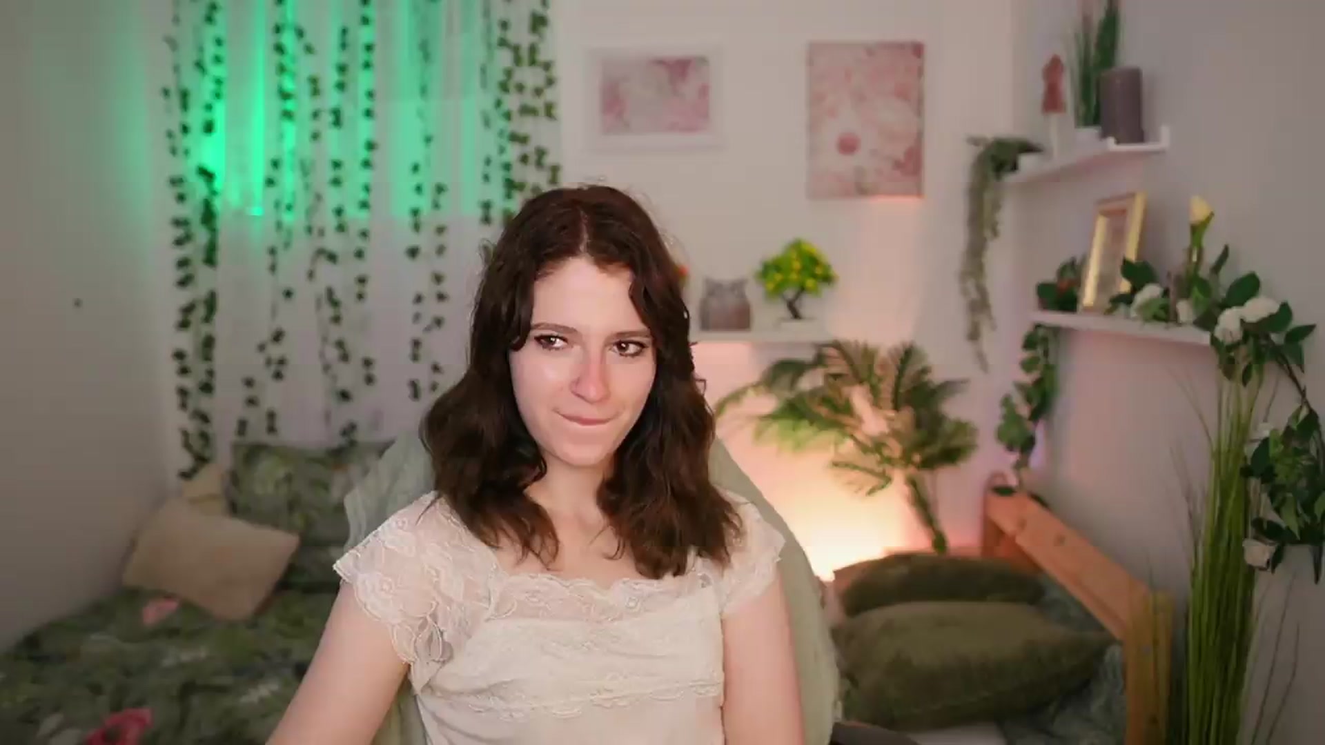Gallery image thumbnail from Emily_Paris18's myfreecams stream on, 06/21/2026, 14:59 image 6 of 20