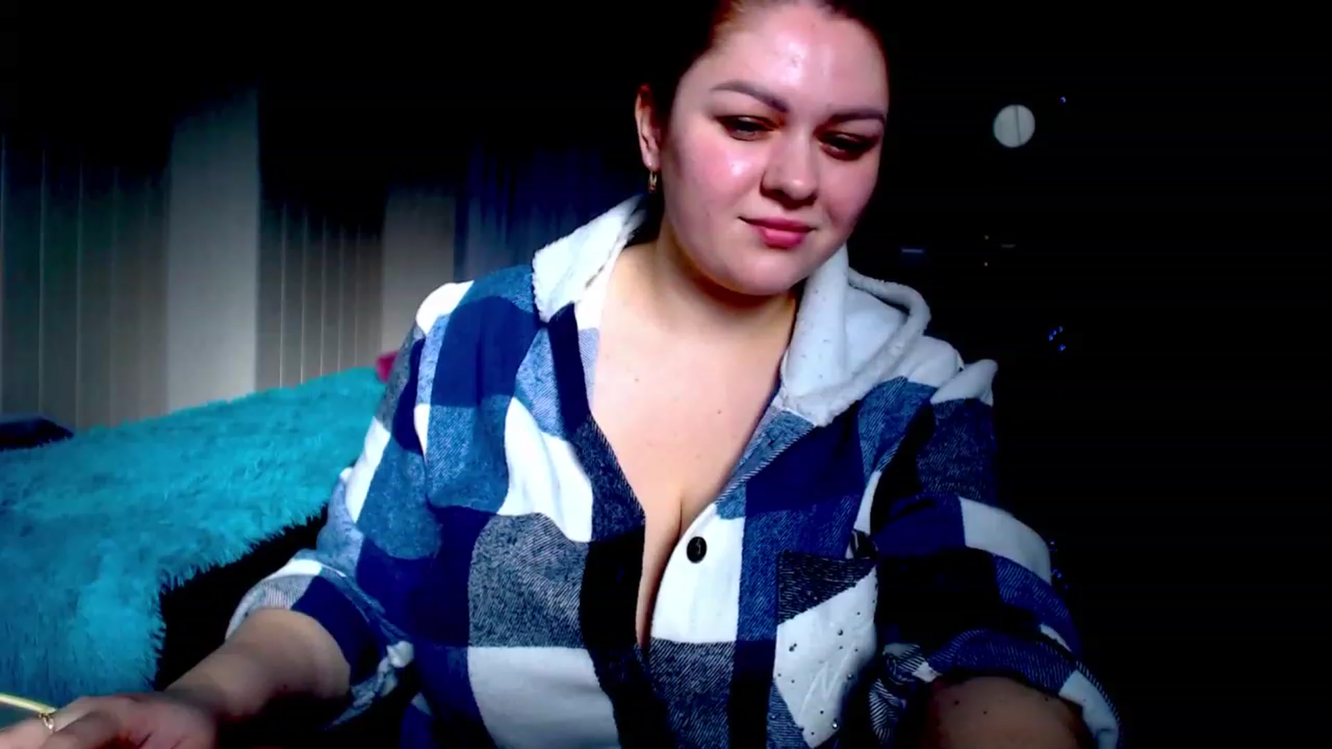 Gallery image thumbnail from Emily_Thorne's myfreecams stream on, 12/01/2022, 10:18 image 8 of 20