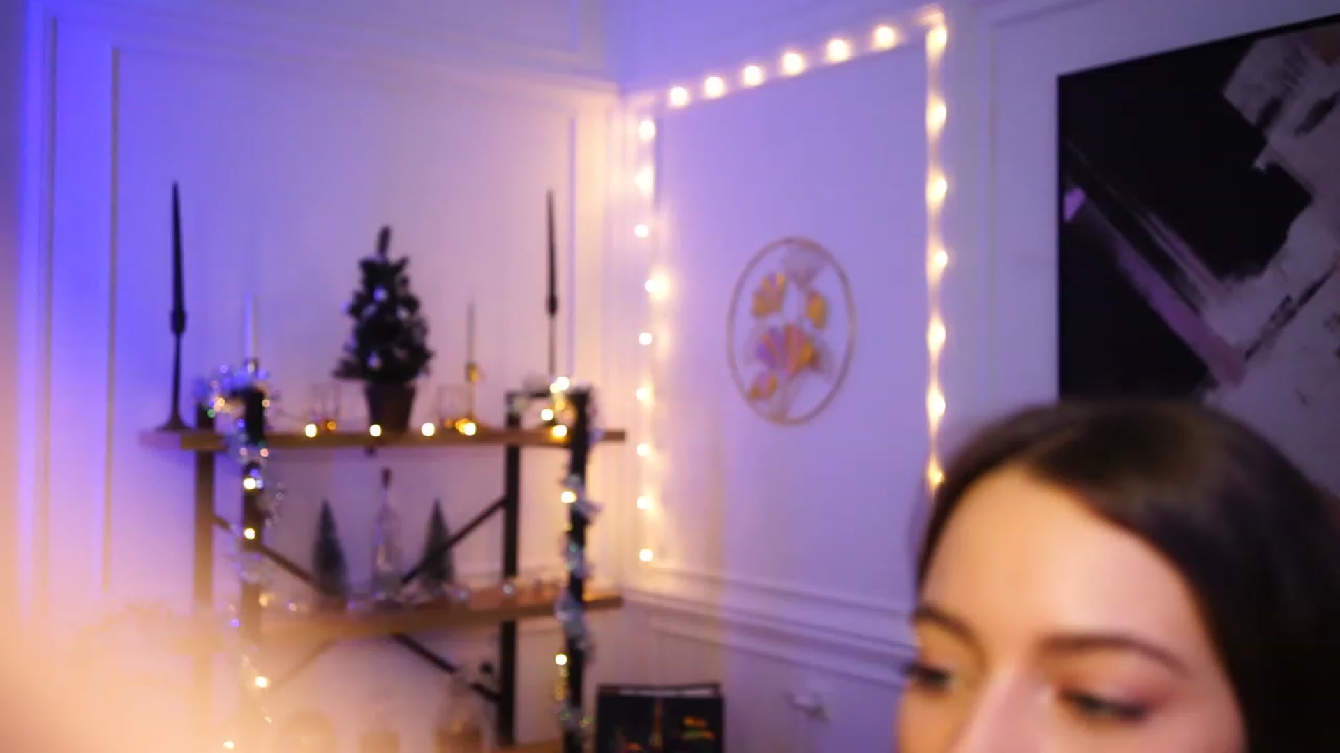 Gallery image thumbnail from Emily_grey69's myfreecams stream on, 12/30/2022, 21:18 image 13 of 20
