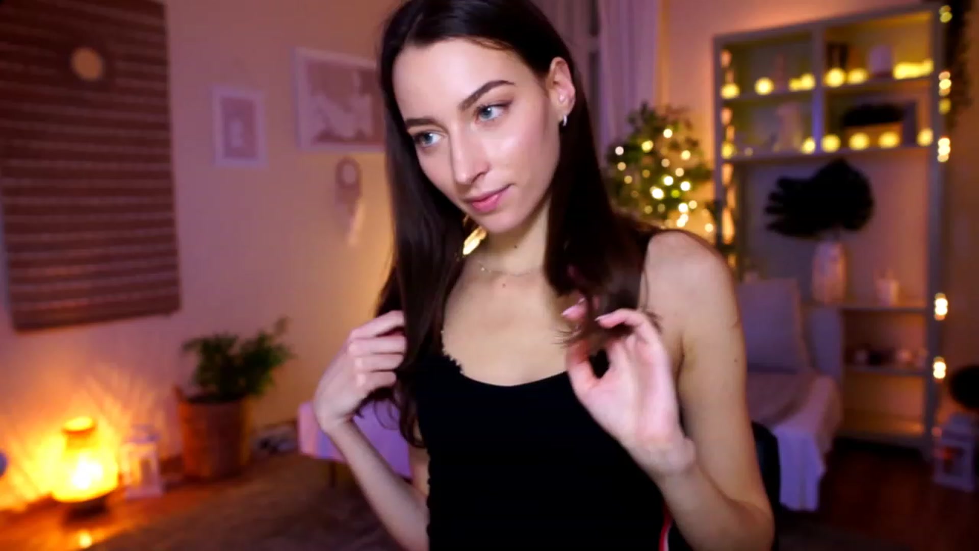 Gallery image thumbnail from Emily_grey69's myfreecams stream on, 01/04/2023, 18:59 image 11 of 20