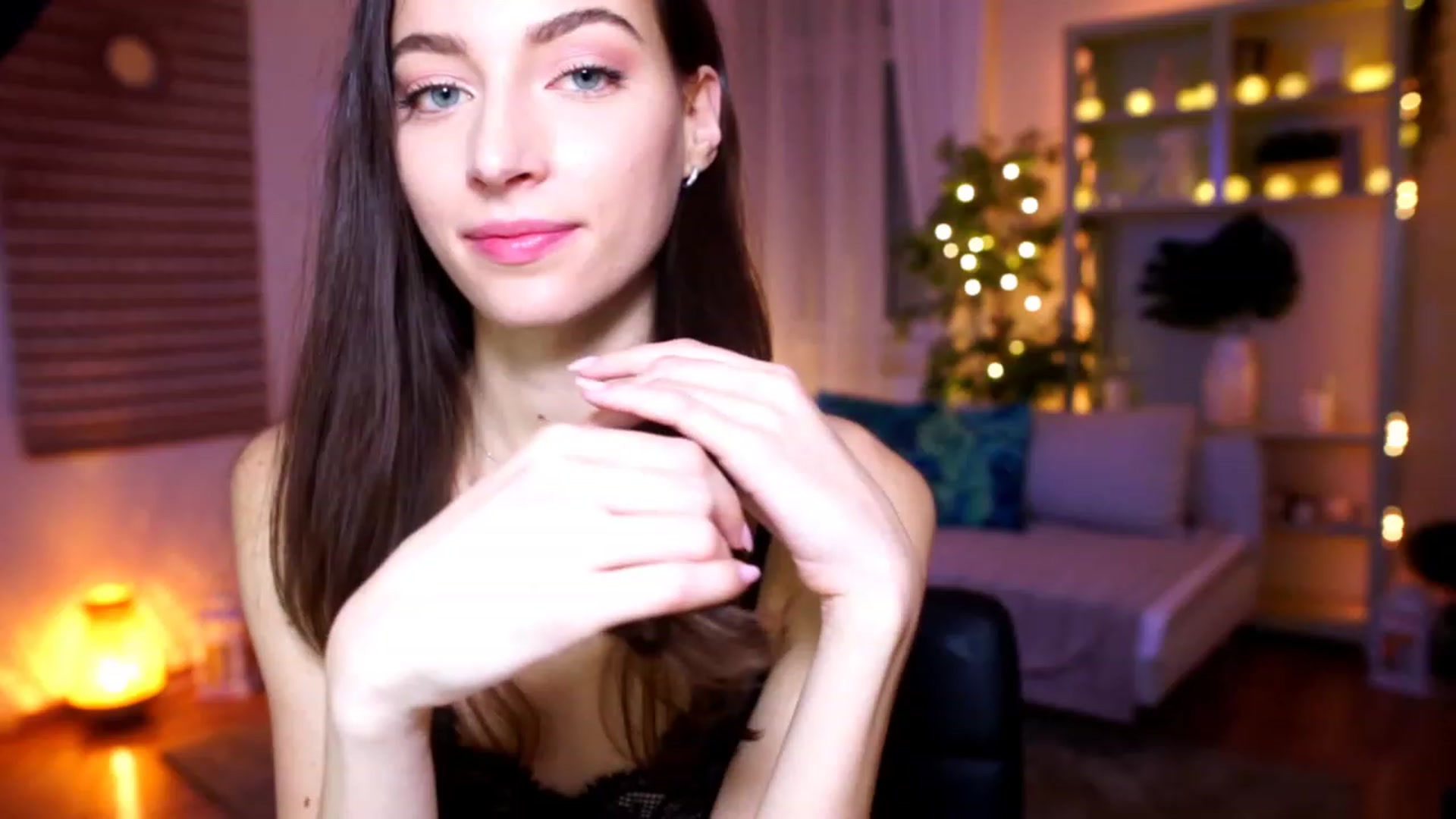 Gallery image thumbnail from Emily_grey69's myfreecams stream on, 01/10/2023, 22:25 image 9 of 20