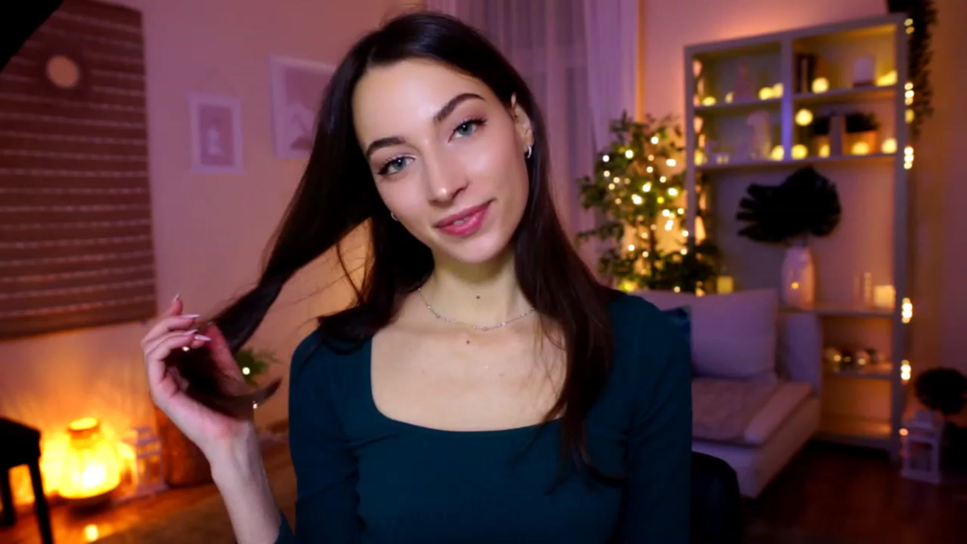 Gallery image thumbnail from Emily_grey69's myfreecams stream on, 01/30/2023, 19:06 image 3 of 20
