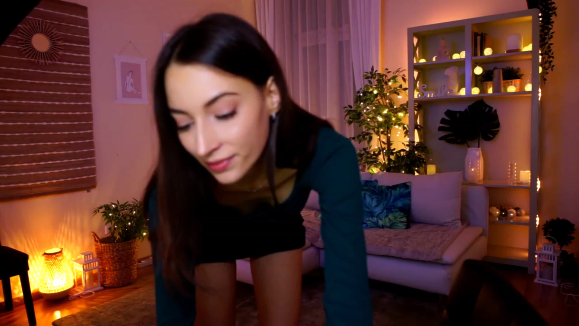 Gallery image thumbnail from Emily_grey69's myfreecams stream on, 01/30/2023, 19:06 image 2 of 20