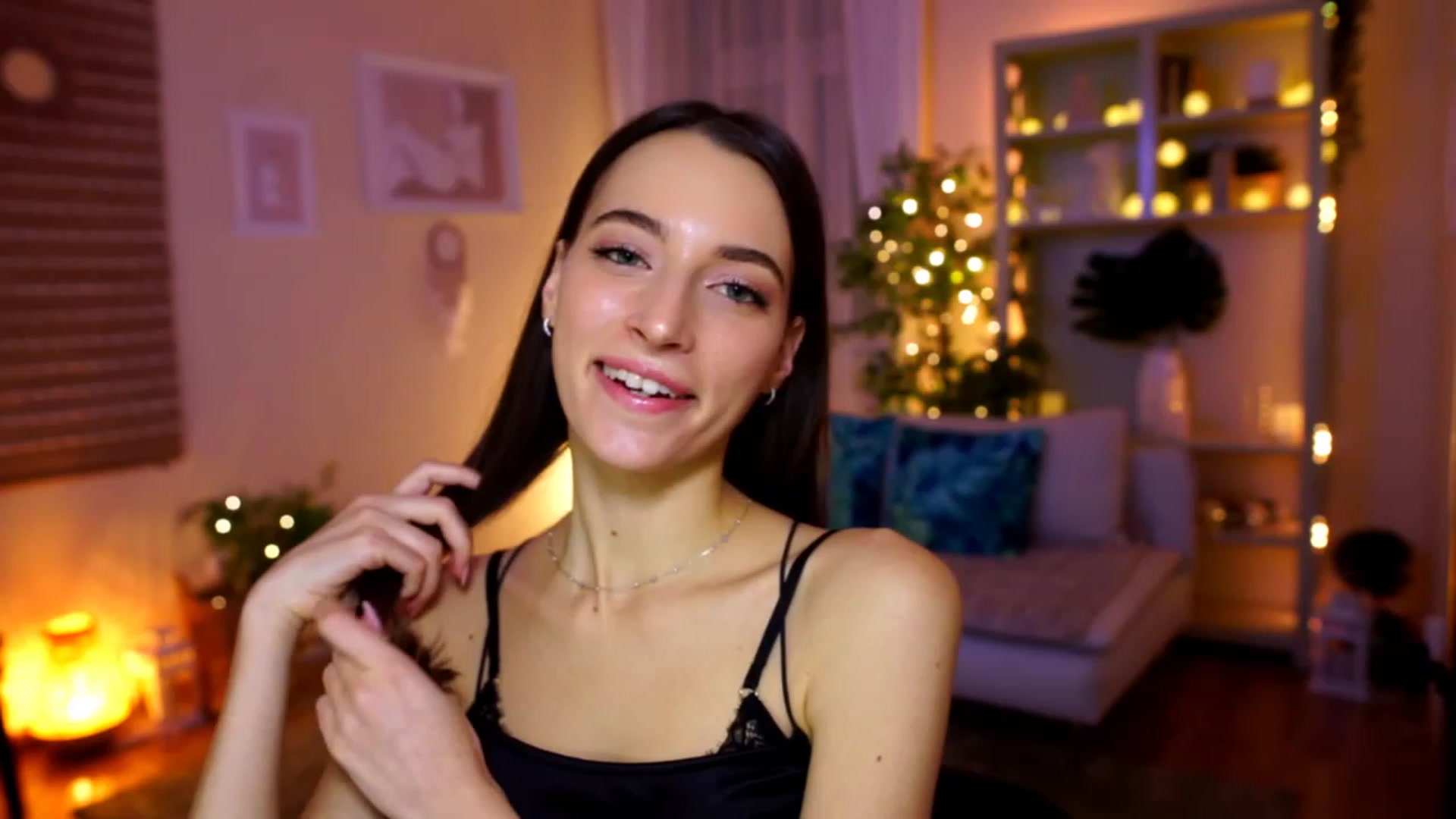 Gallery image thumbnail from Emily_grey69's myfreecams stream on, 01/31/2023, 20:01 image 1 of 20