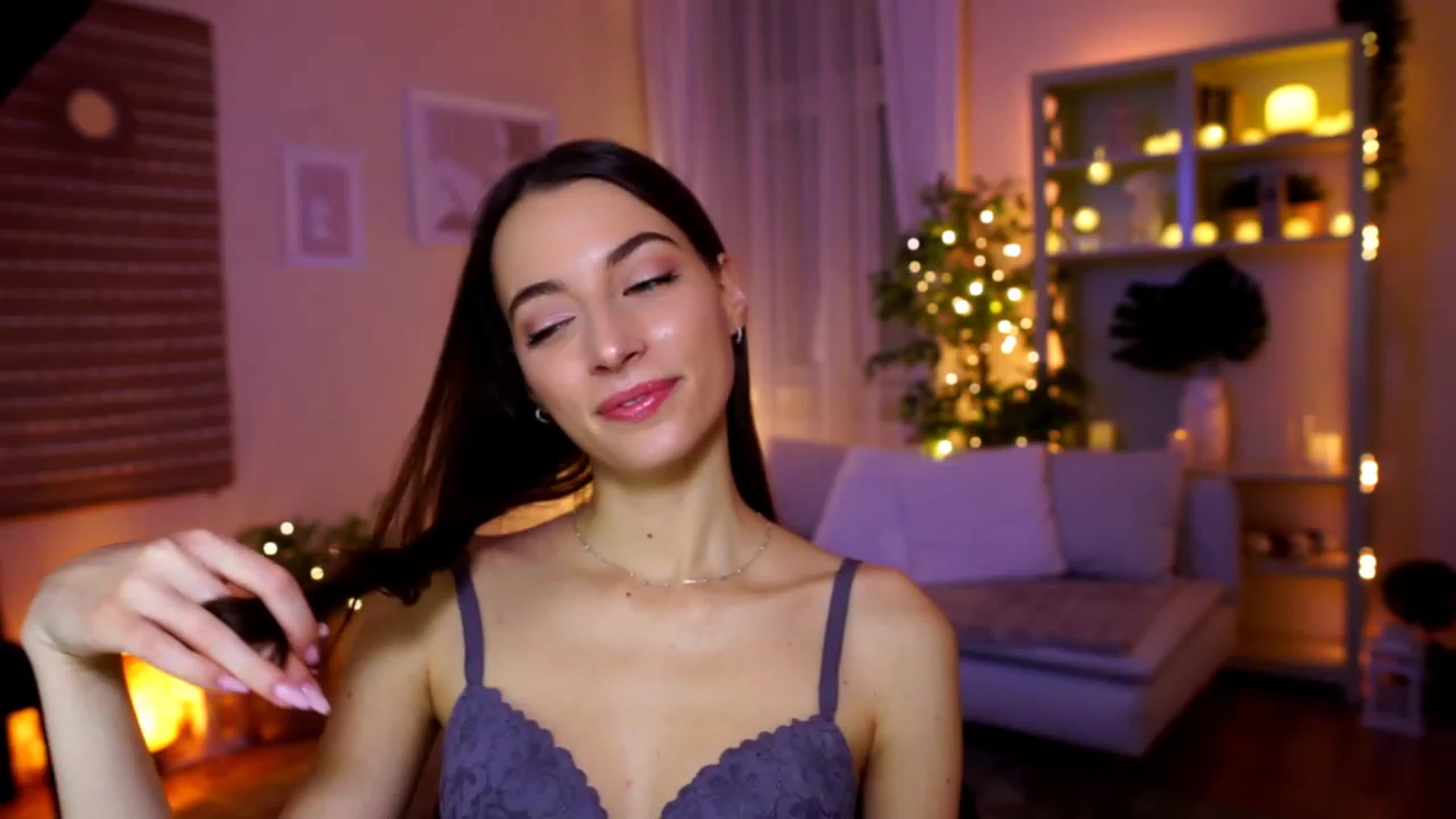 Gallery image thumbnail from Emily_grey69's myfreecams stream on, 02/03/2023, 20:17 image 3 of 20