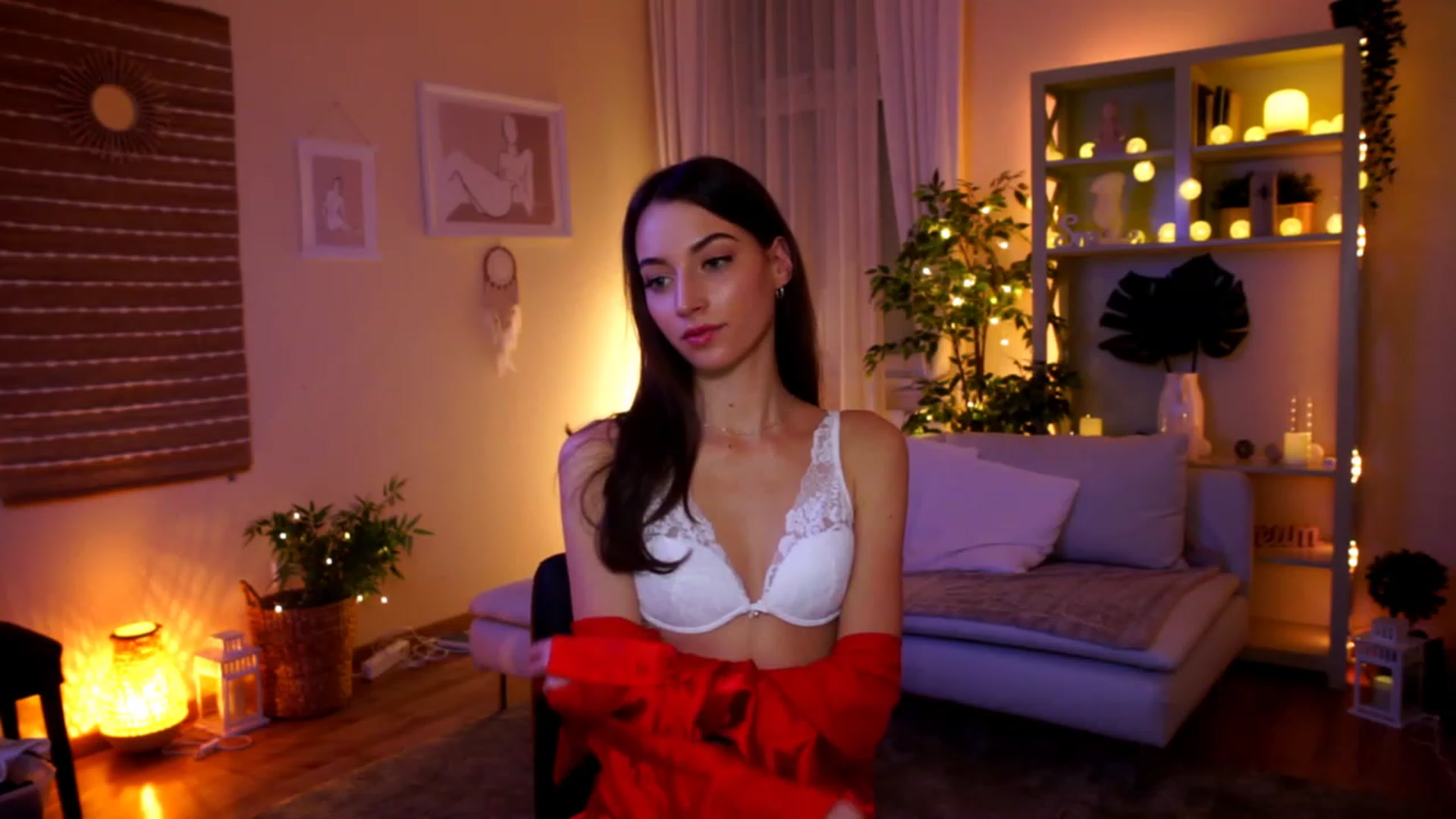 Gallery image thumbnail from Emily_grey69's myfreecams stream on, 02/13/2023, 20:10 image 8 of 20