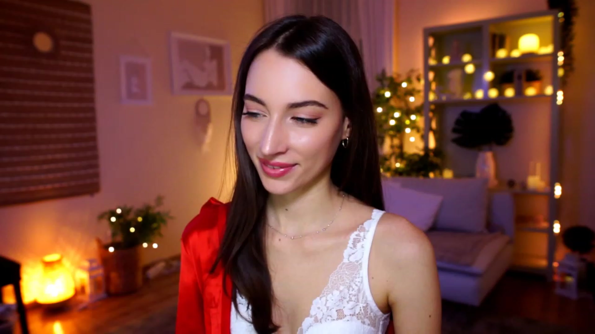Gallery image thumbnail from Emily_grey69's myfreecams stream on, 02/13/2023, 20:10 image 6 of 20
